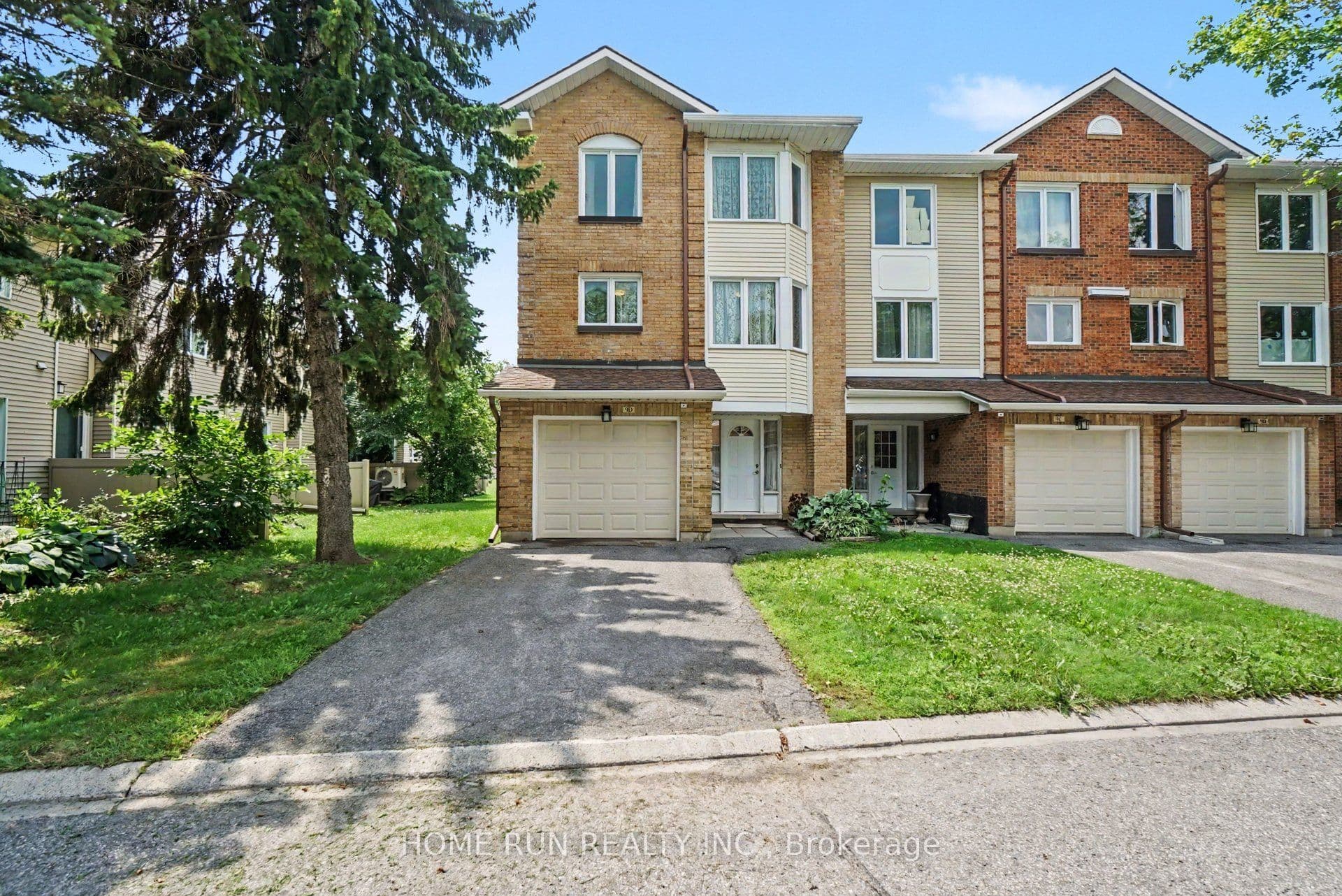 9D CASTLEBROOK Lane photo 1