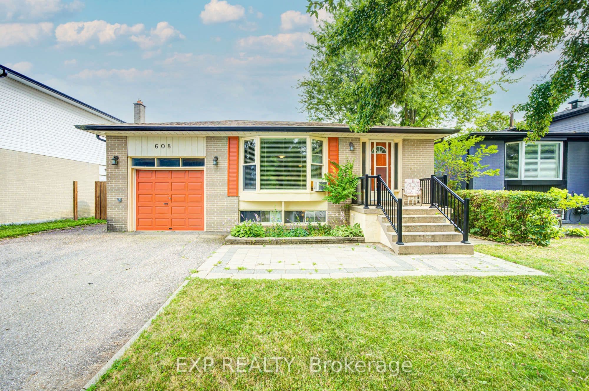 608 Rupert Avenue photo 1