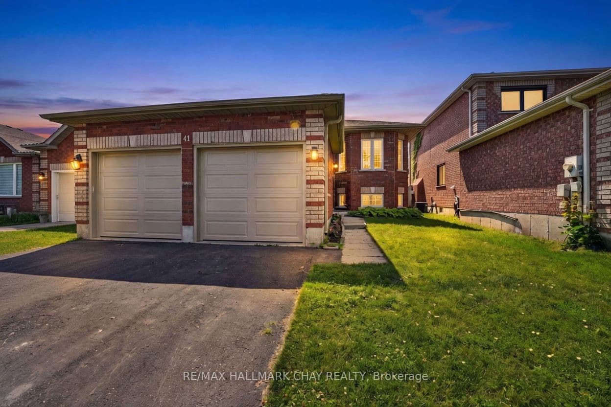 41 Hodgson Drive photo 1