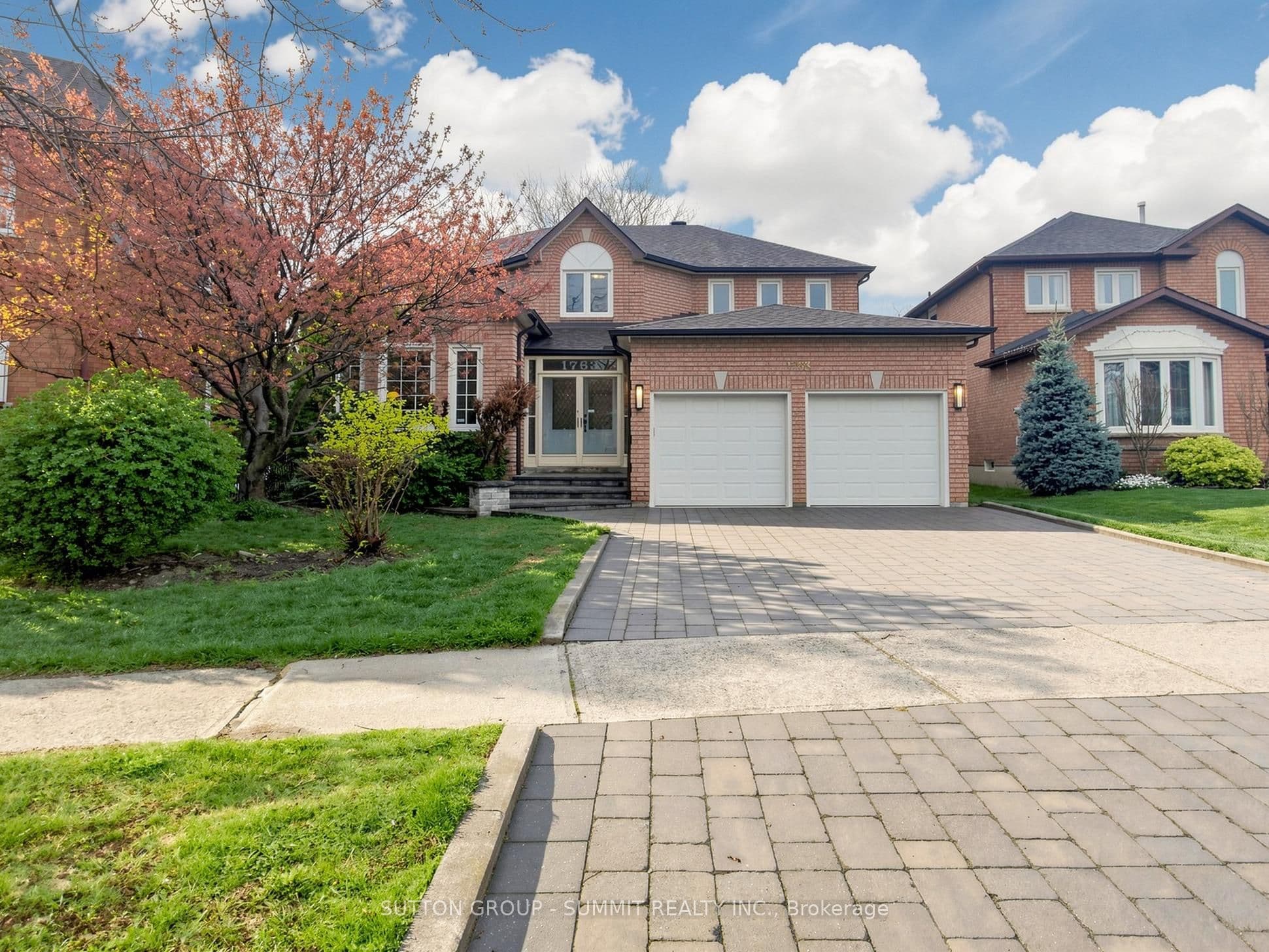 1763 WILLOW Way photo 1