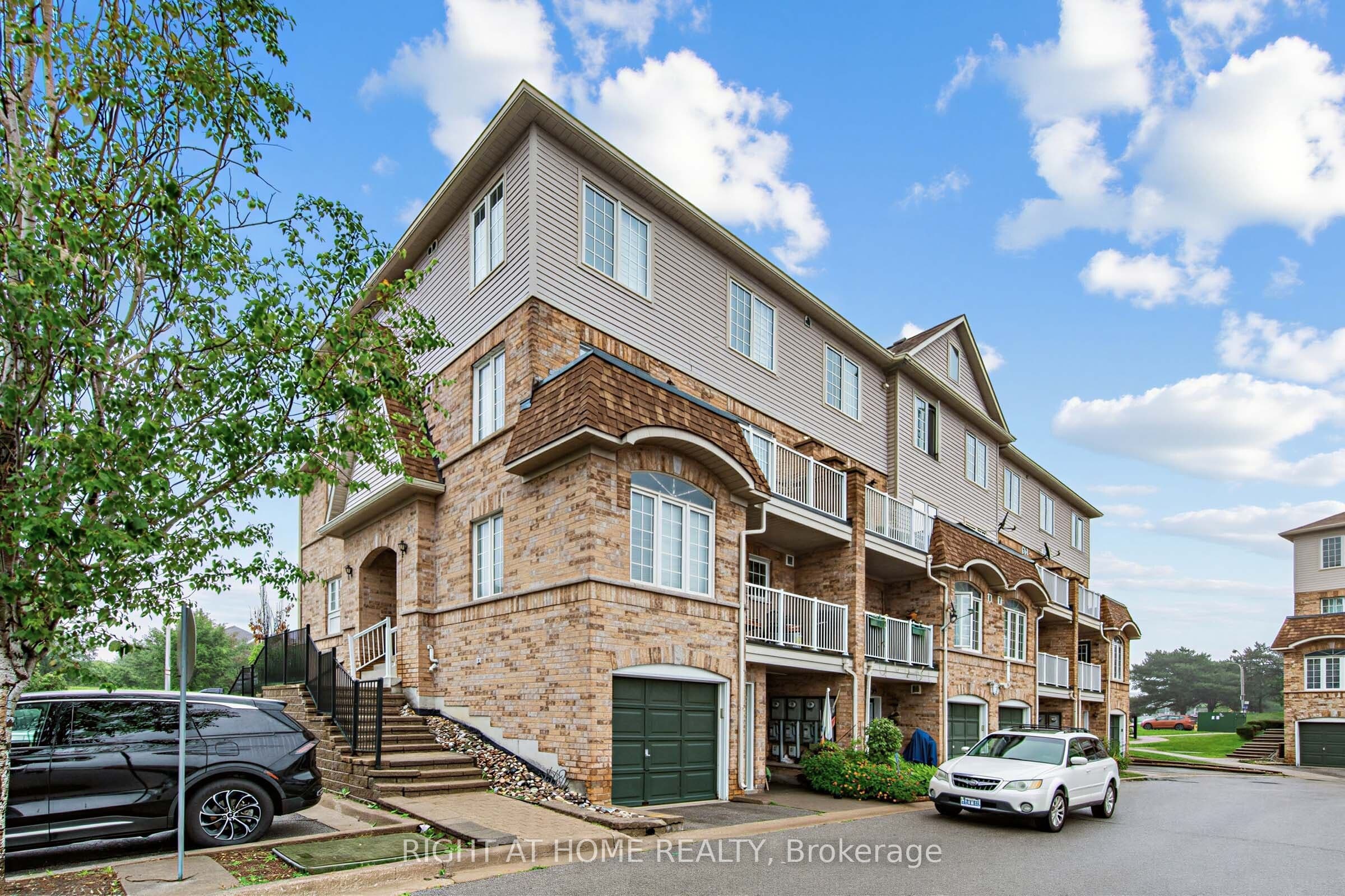 Unit 93 200 Mclevin Avenue photo 1