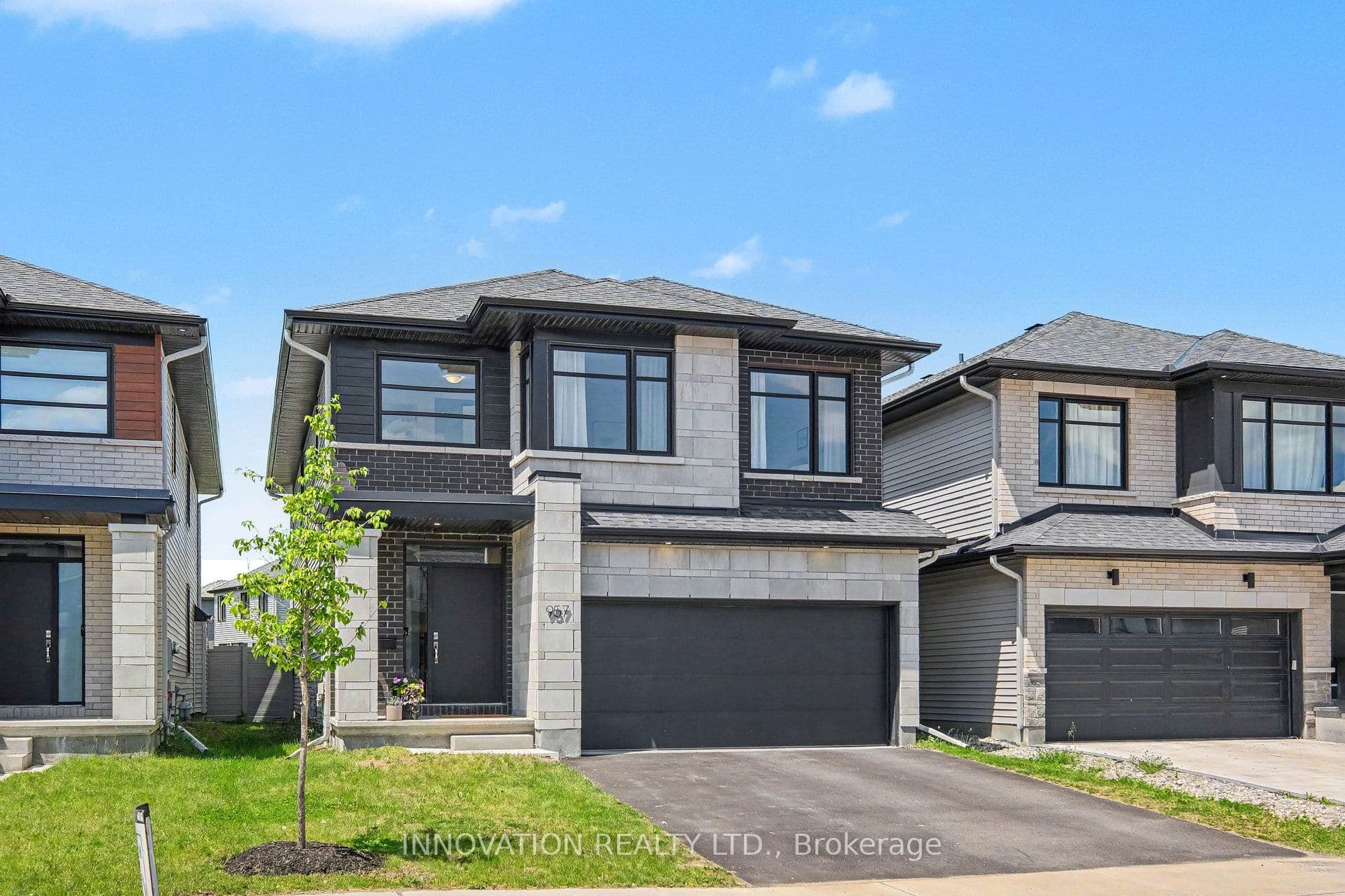 957 Atrium Ridge photo 1