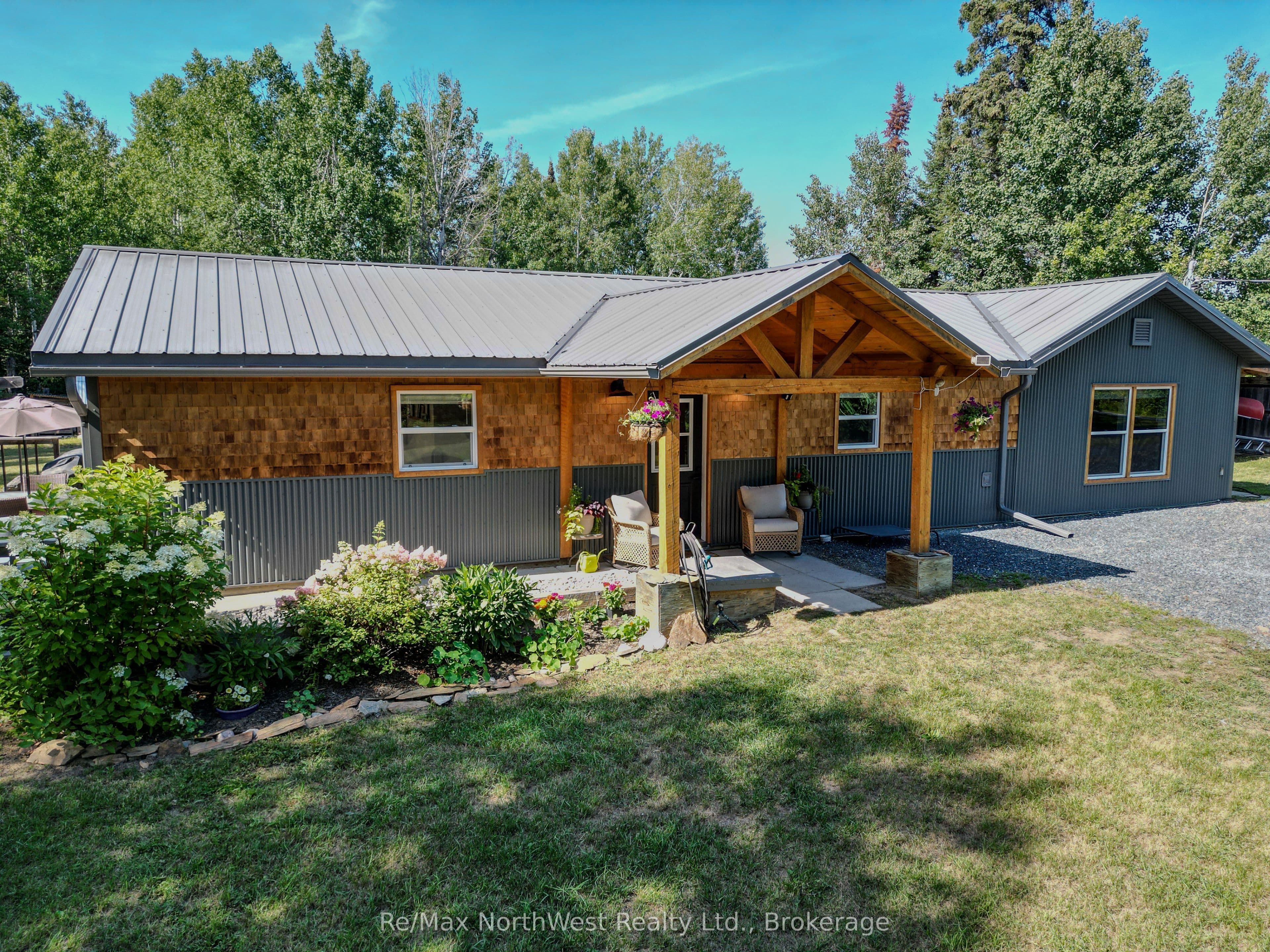 78 Sundin Road photo 1