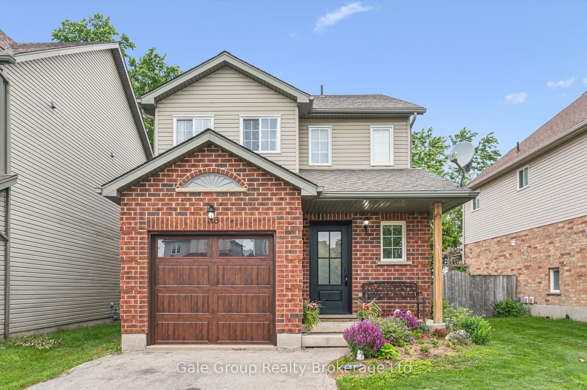 116 Gibbons Drive photo 1