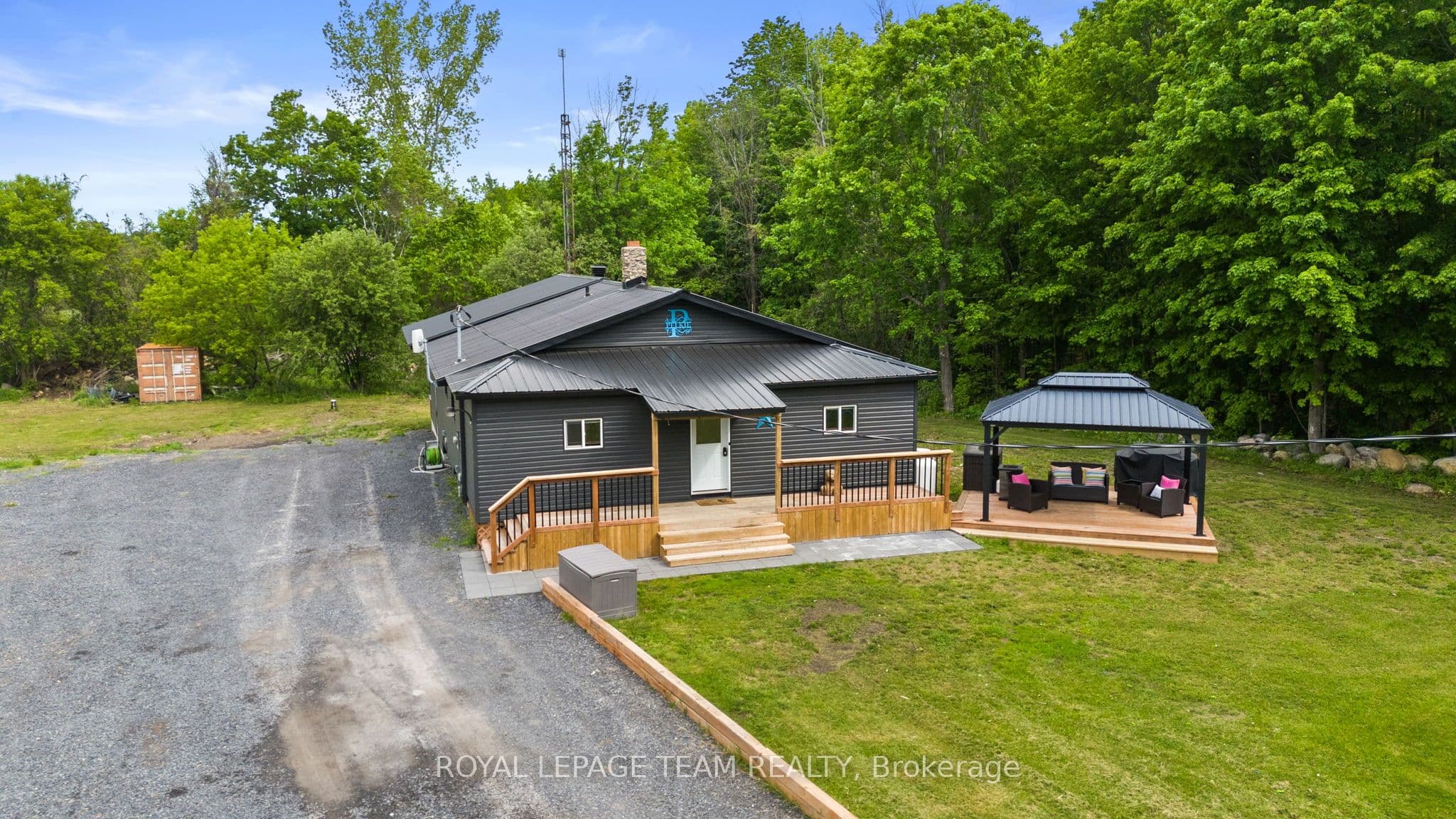 16509 Cedarvale Road photo 1