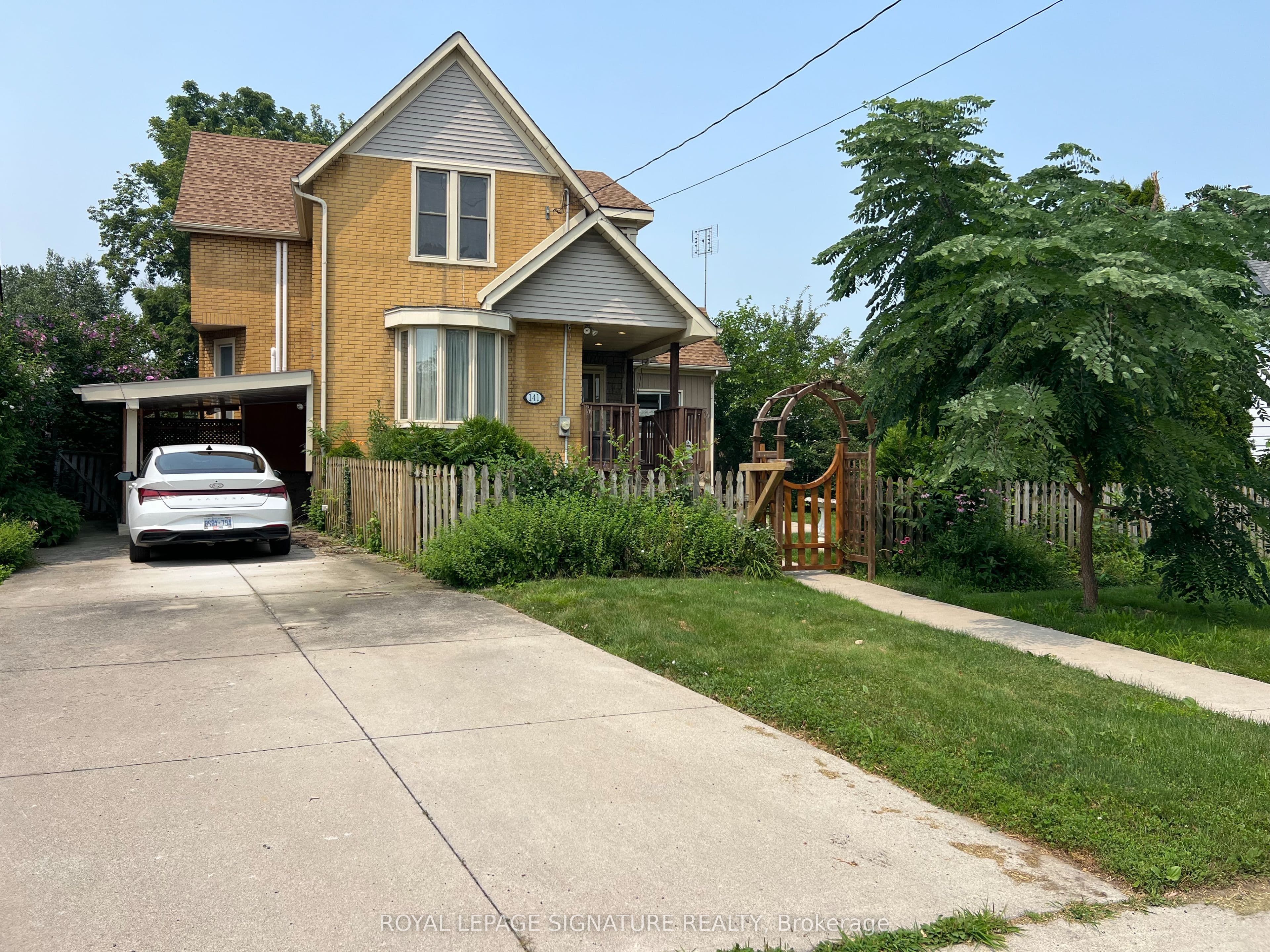 141 York Street photo 1