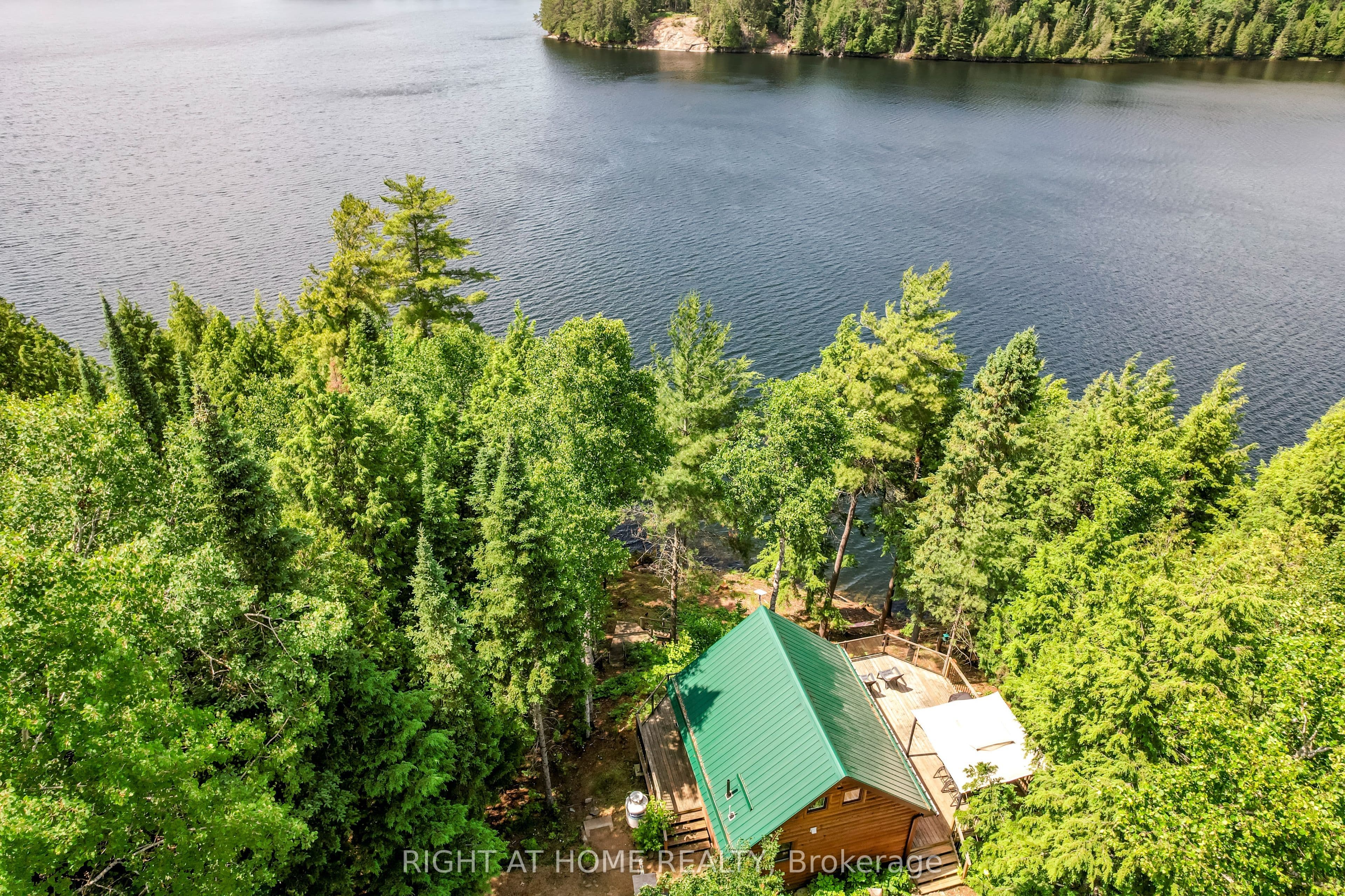 592 Moccasin Lake Road photo 1