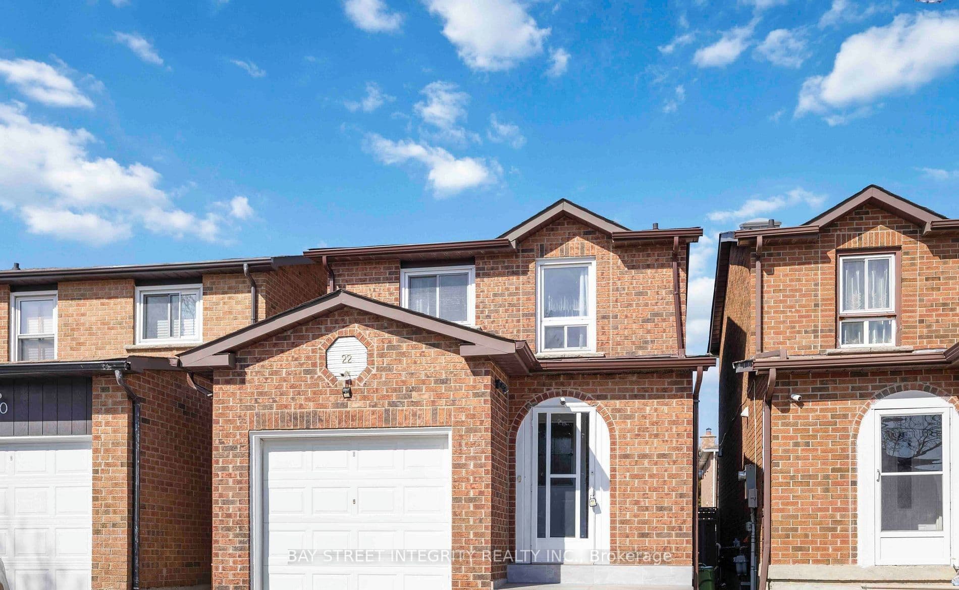 22 Dunbar Crescent photo 1