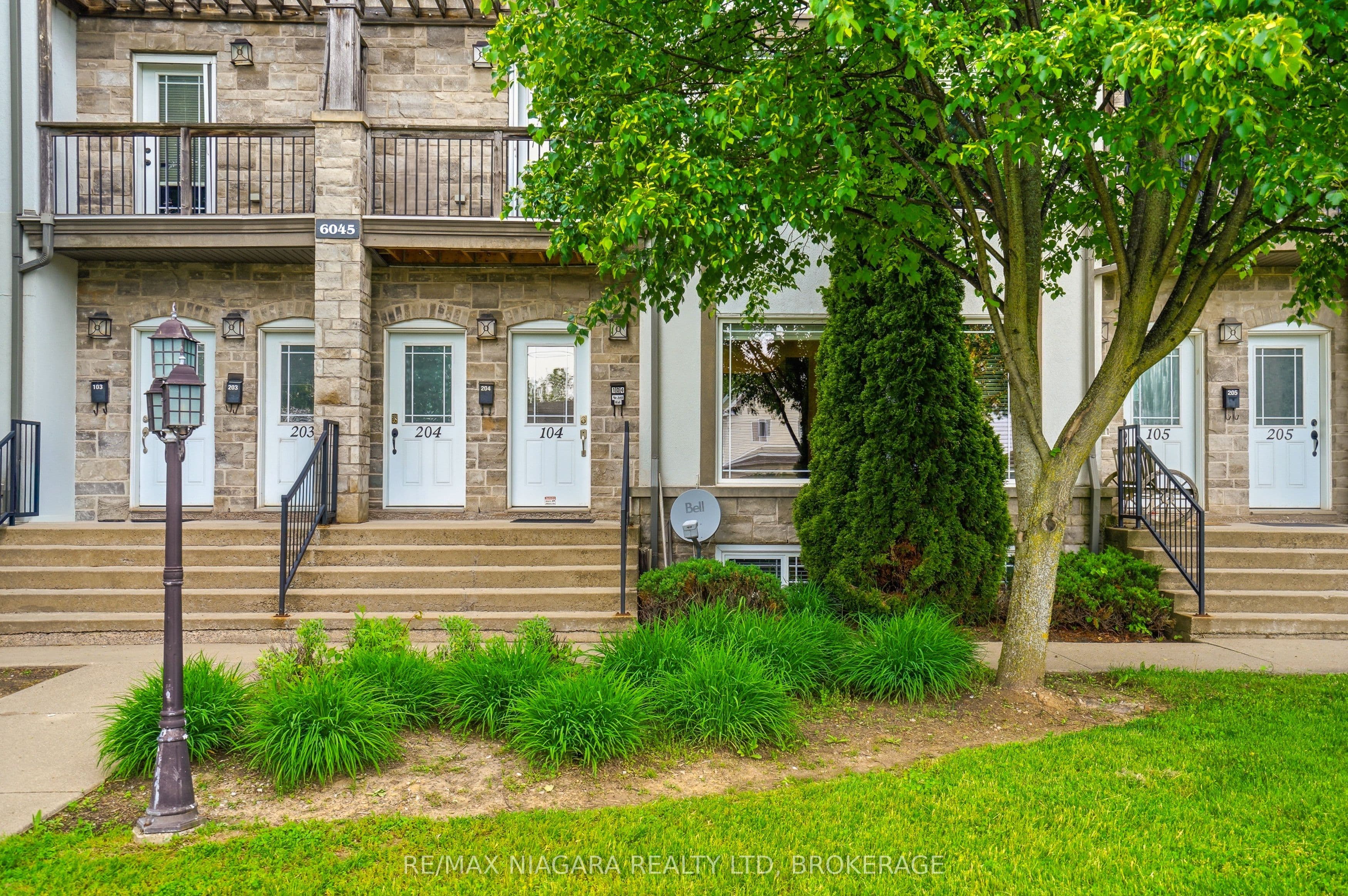 Unit 104 6045 Dunn Street photo 1
