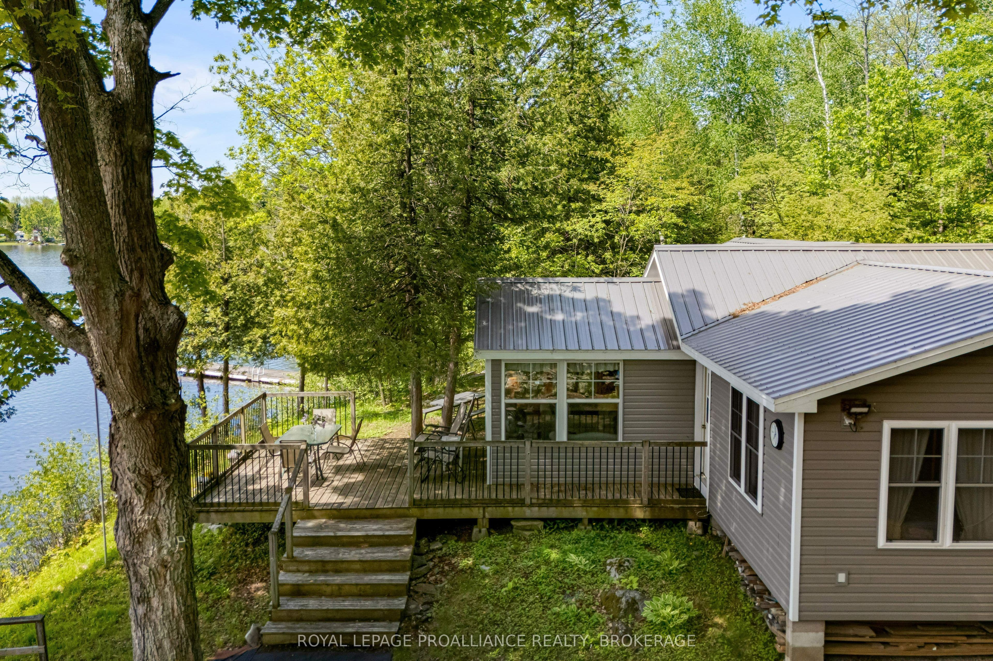104 Holly Lane photo 1