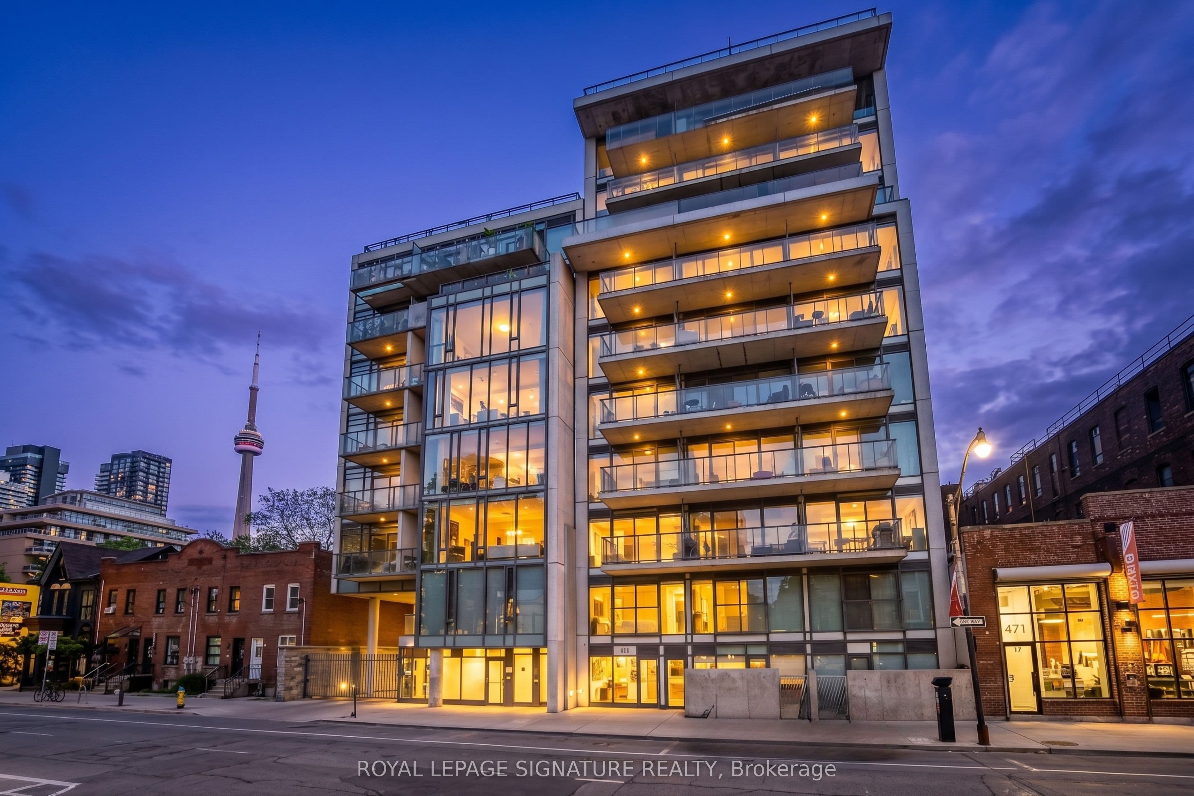 Unit 1022 461 Adelaide Street photo 1