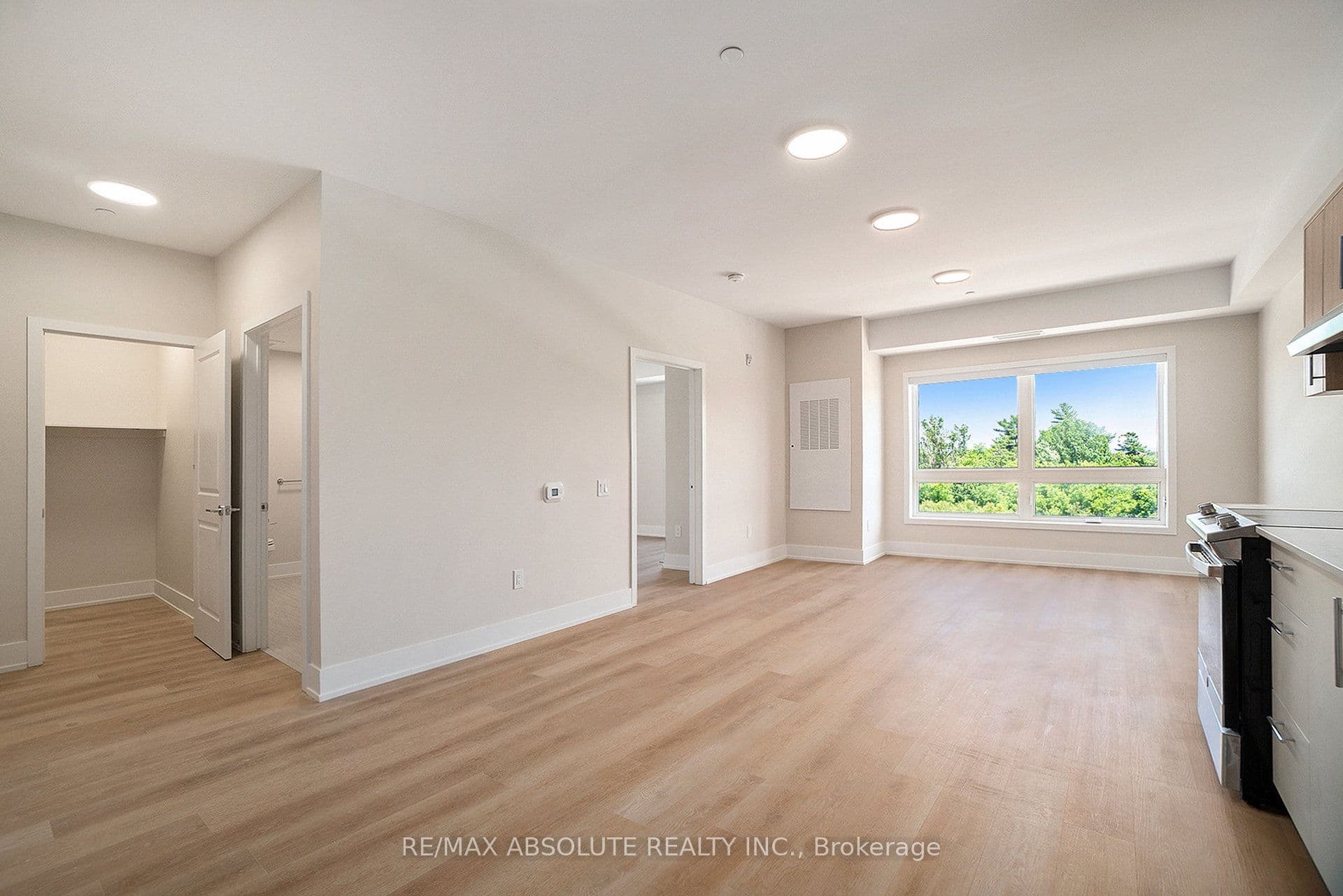 Unit 111 12B Thomas Street photo 1