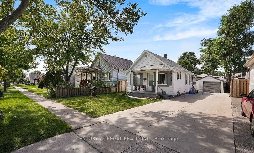 2325 Chandler Road photo 1