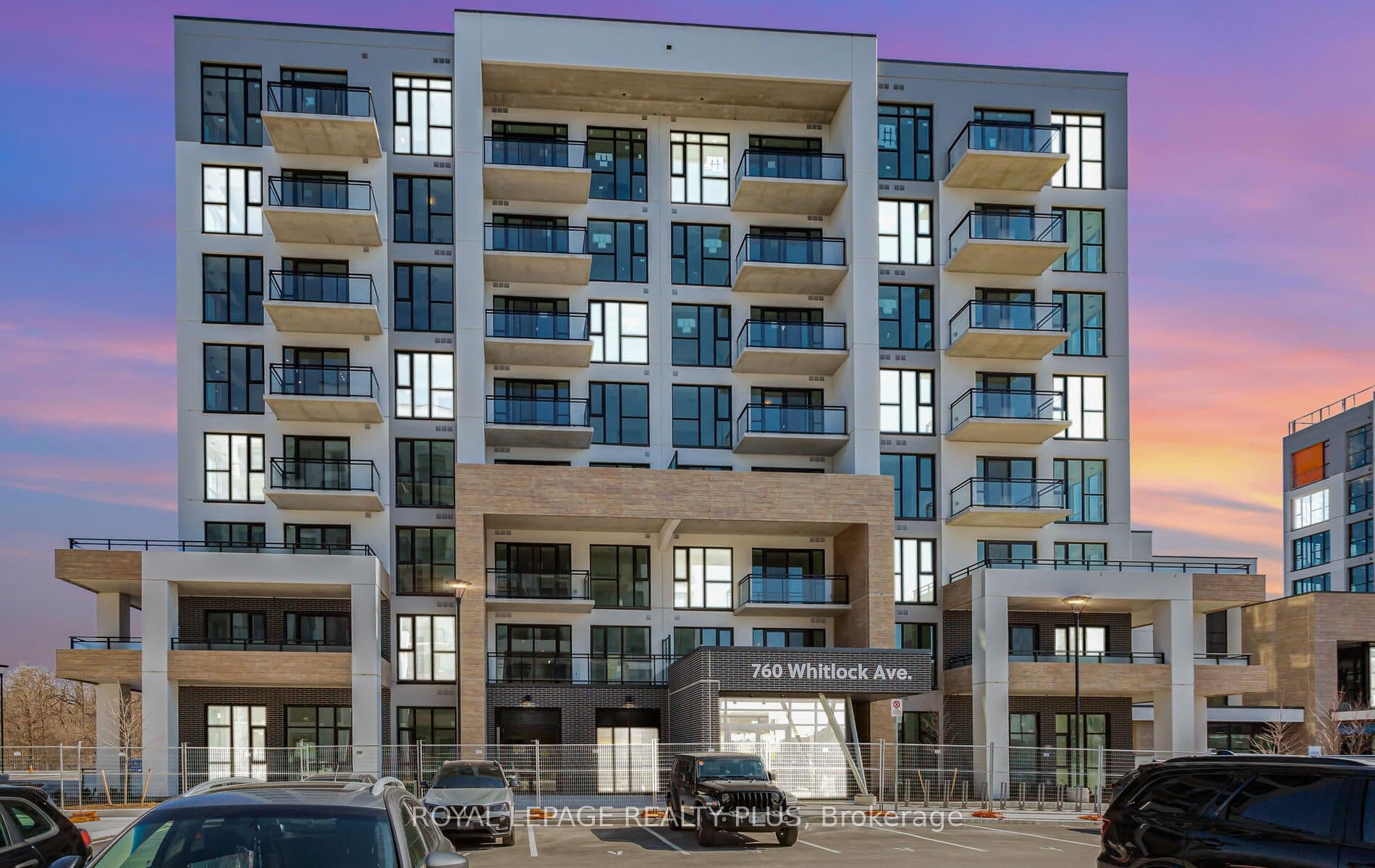 Unit 303 760 Whitlock Avenue photo 1