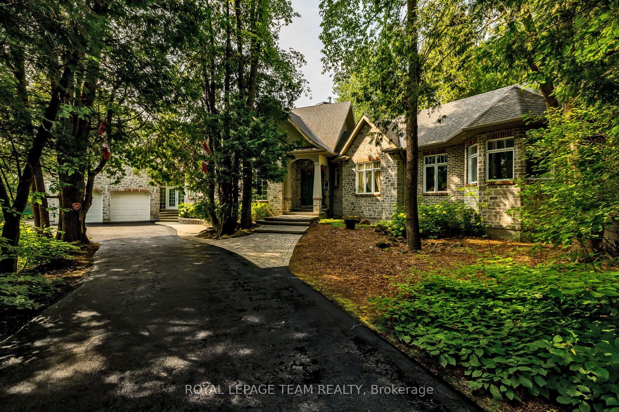 6196 Deermeadow Drive photo 1