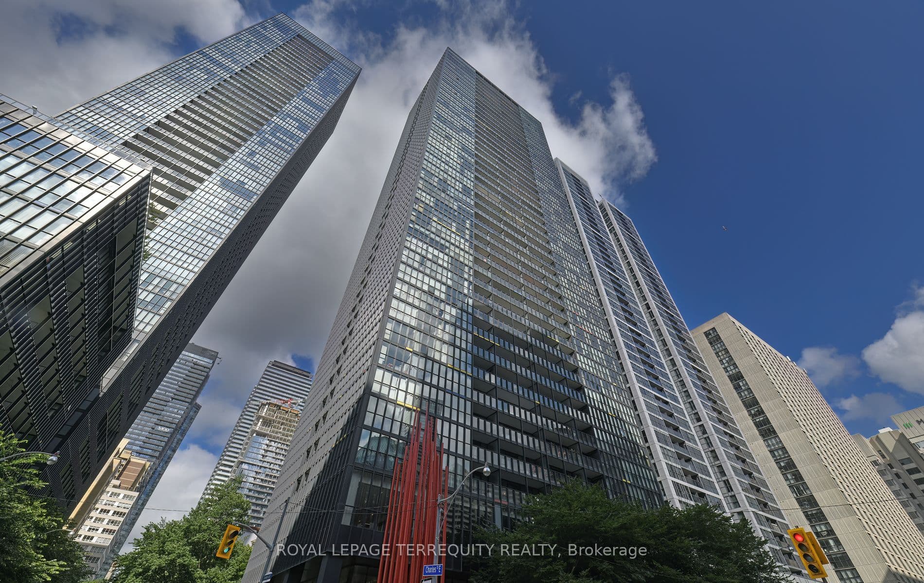 Unit 2710 110 Charles Street photo 1