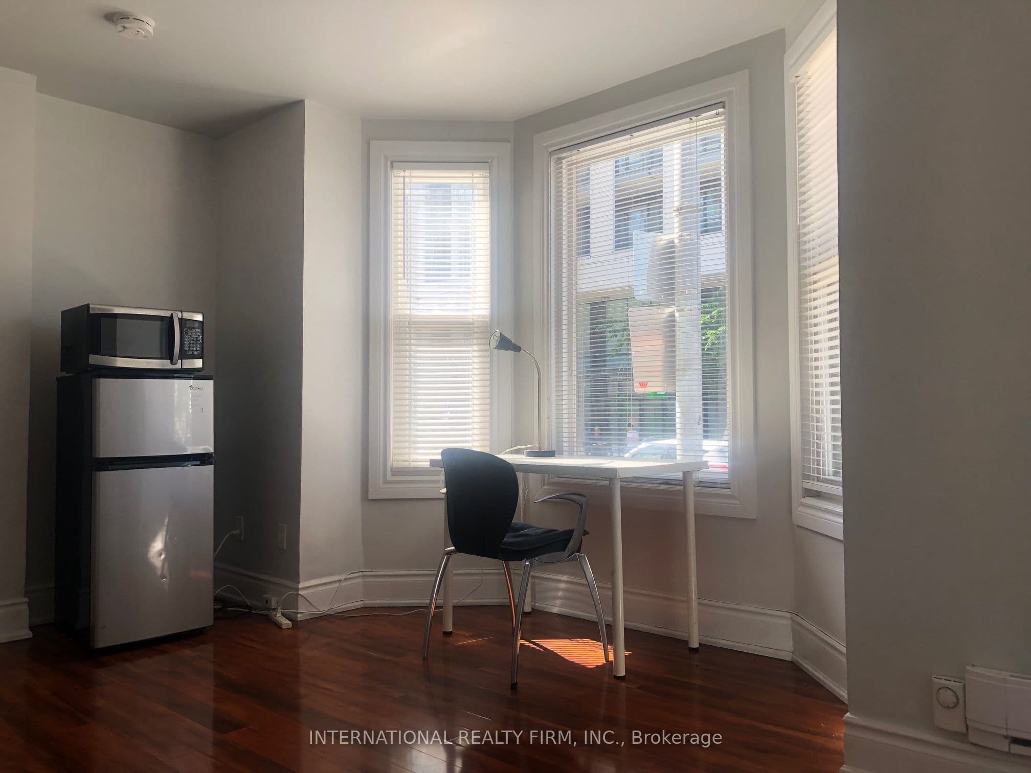 Unit GB 197 Dundas Street photo 1