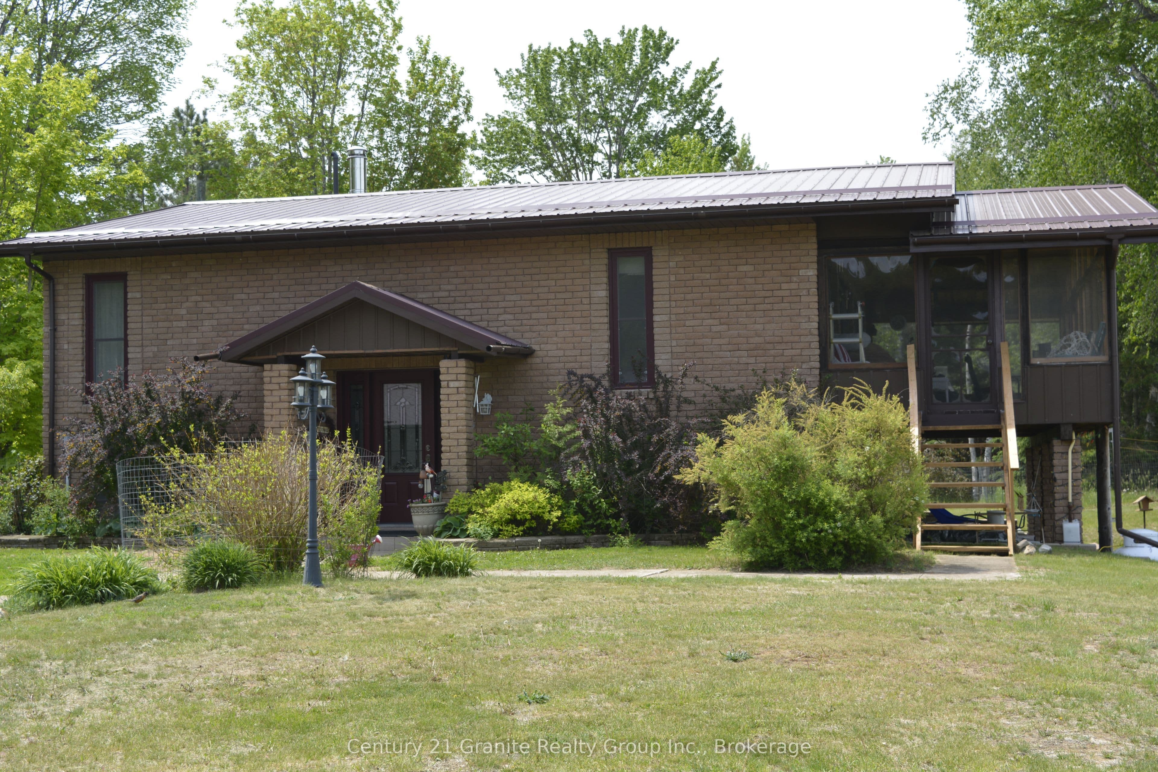 230 RIVER BEND Drive photo 1