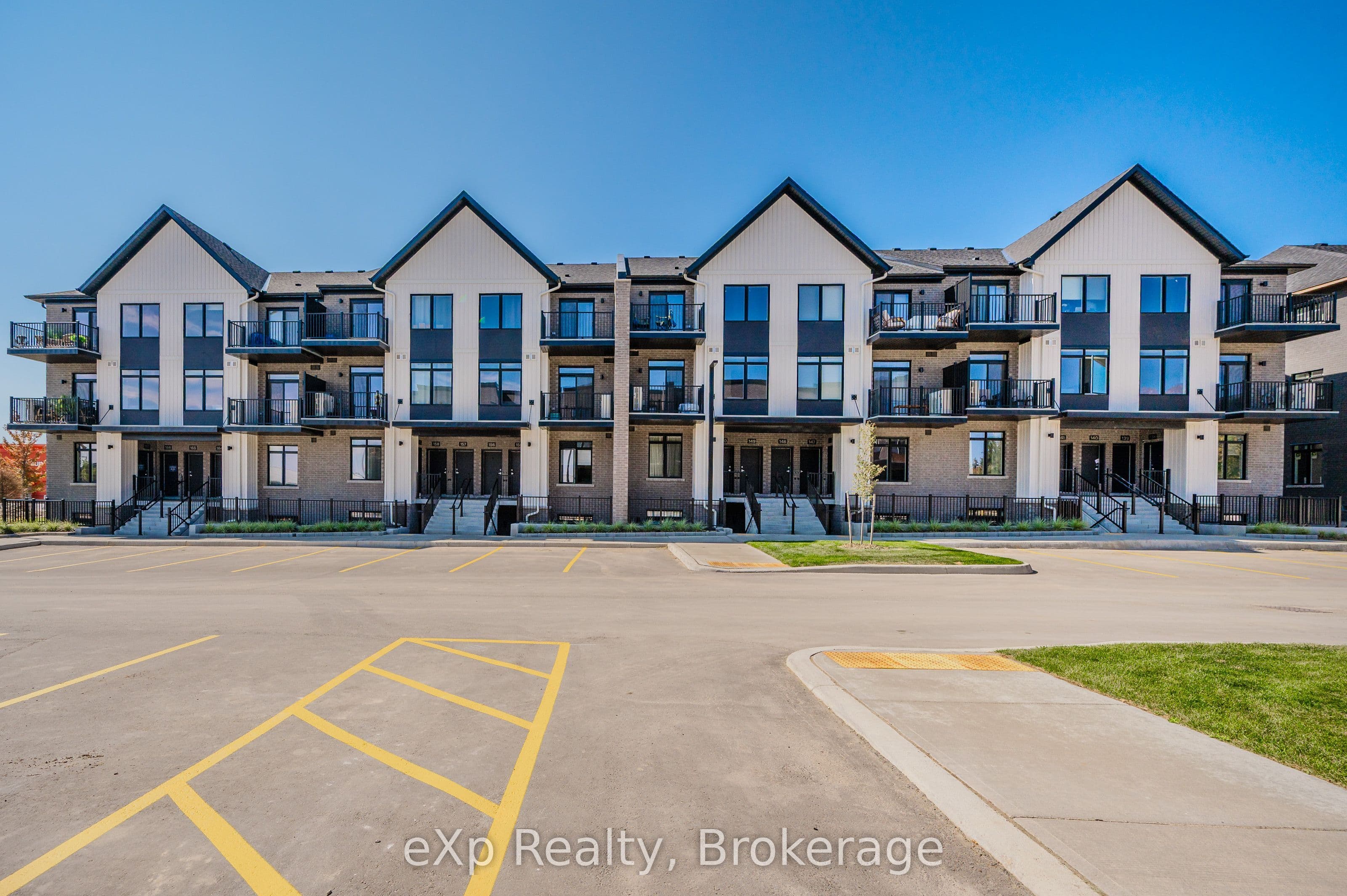 Unit 66 824 Woolwich Street photo 1