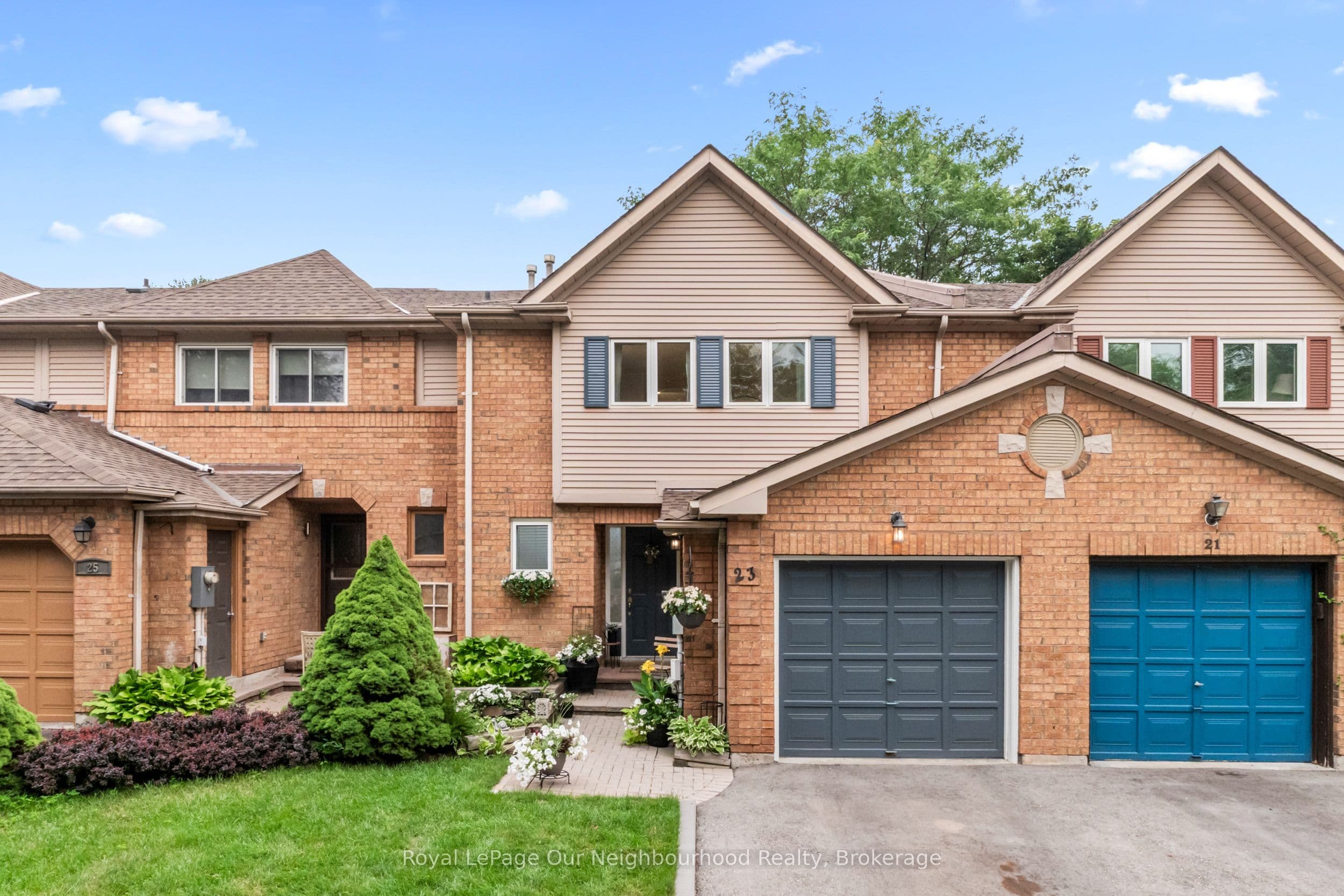 23 Woodward Drive photo 1