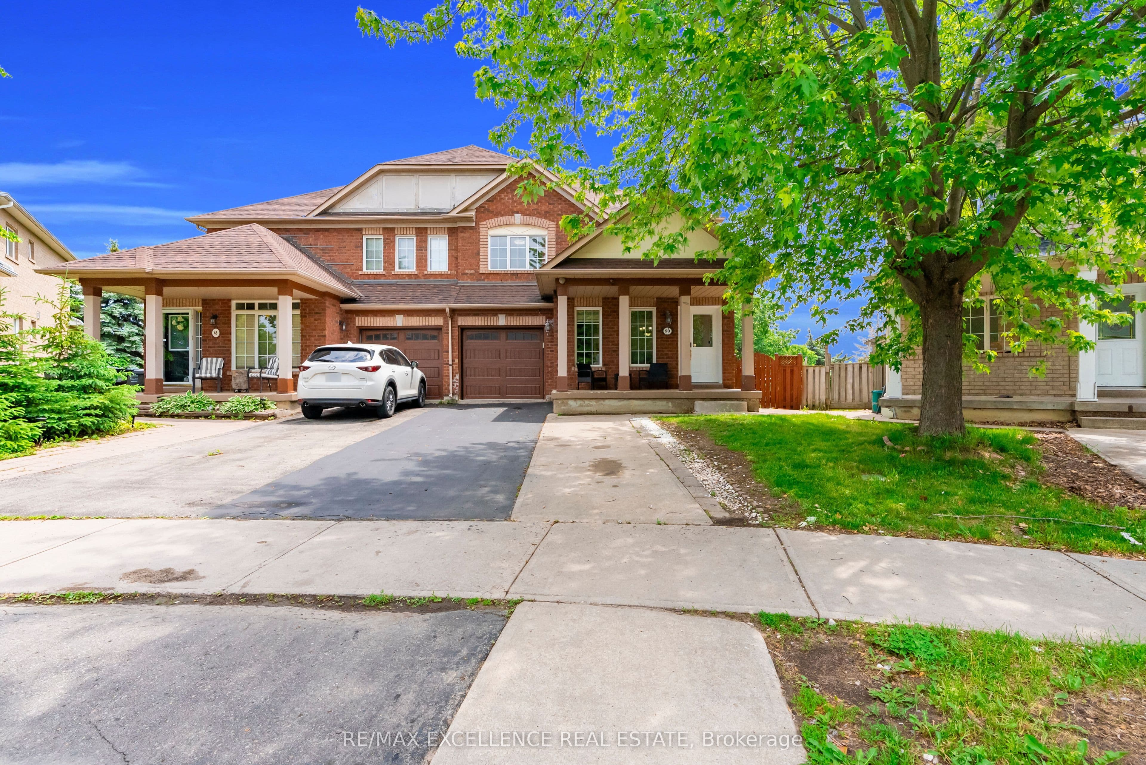 50 Jewel Crescent photo 1