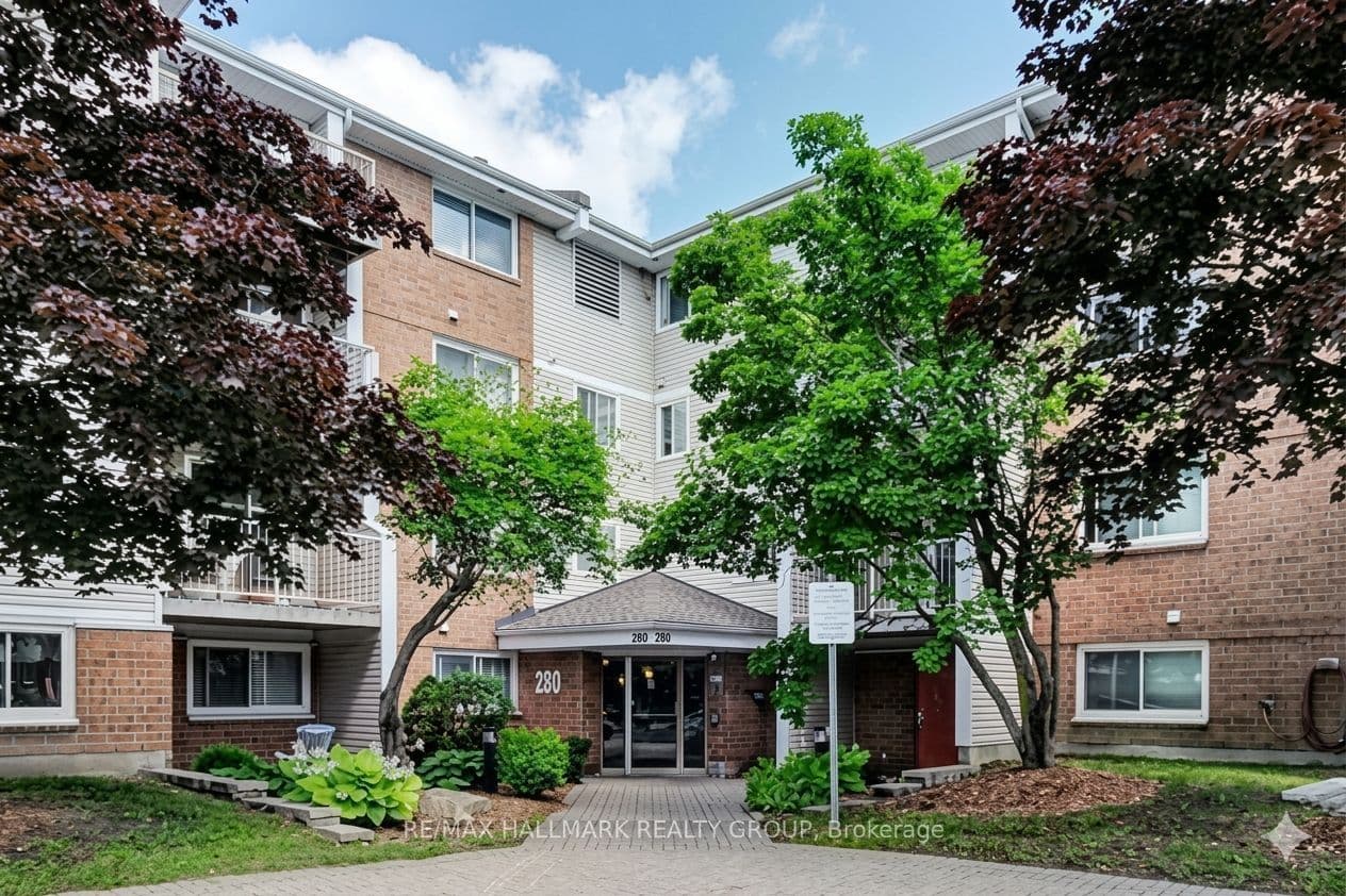 Unit 406 280 Brittany Drive photo 1
