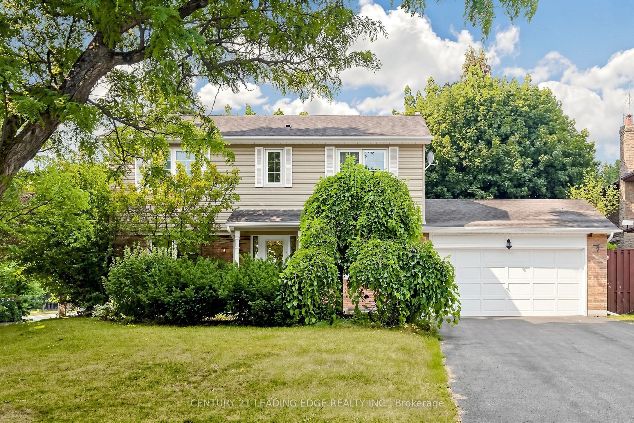 1 Briarwood Road photo 1
