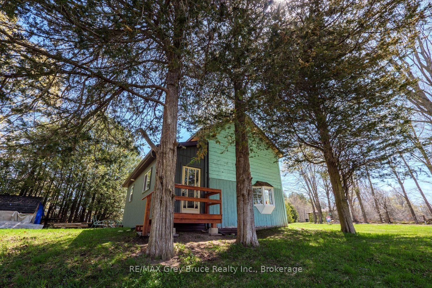 130 Crooked Hill Road photo 1
