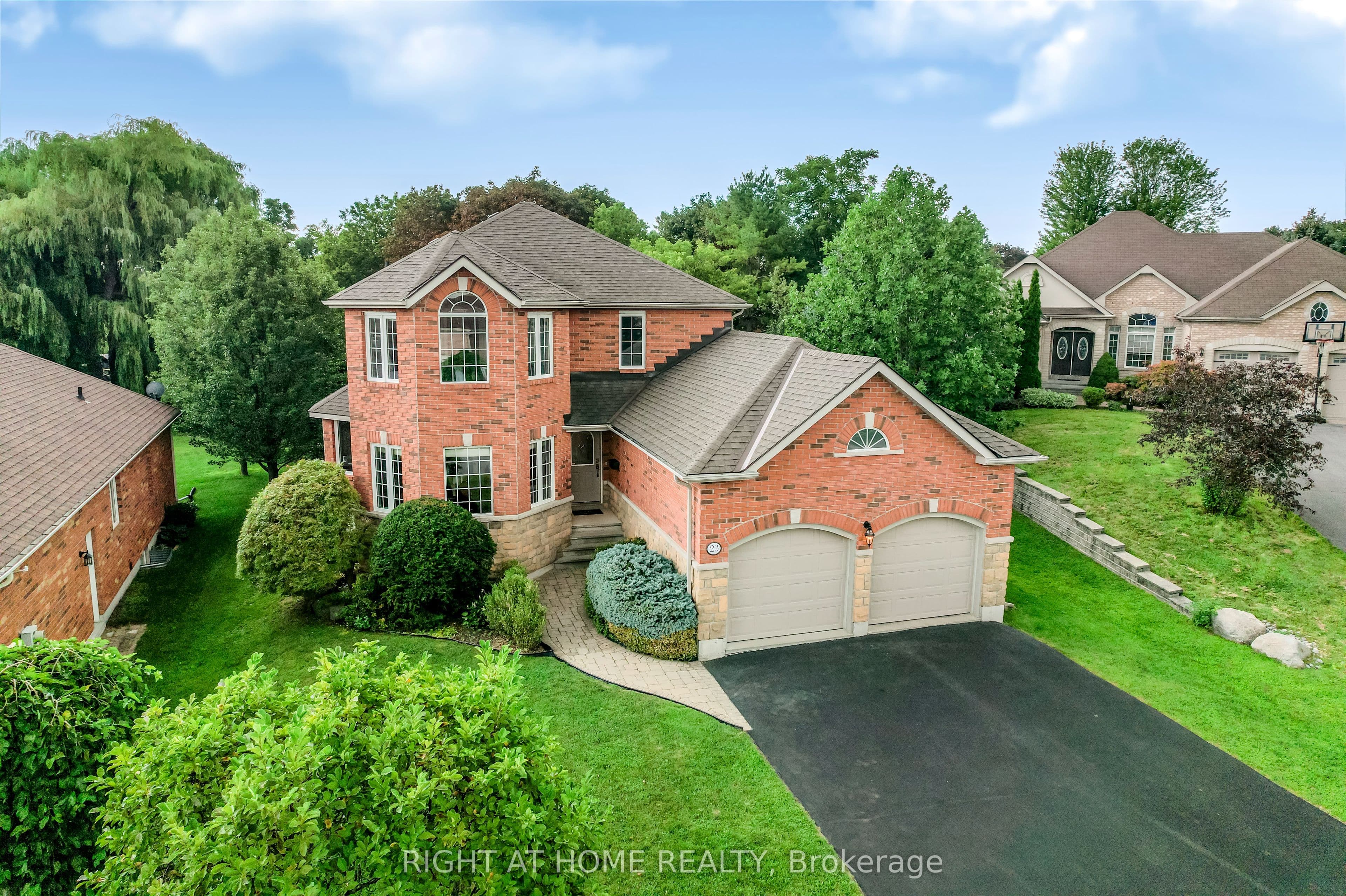 23 Magnolia Court photo 1