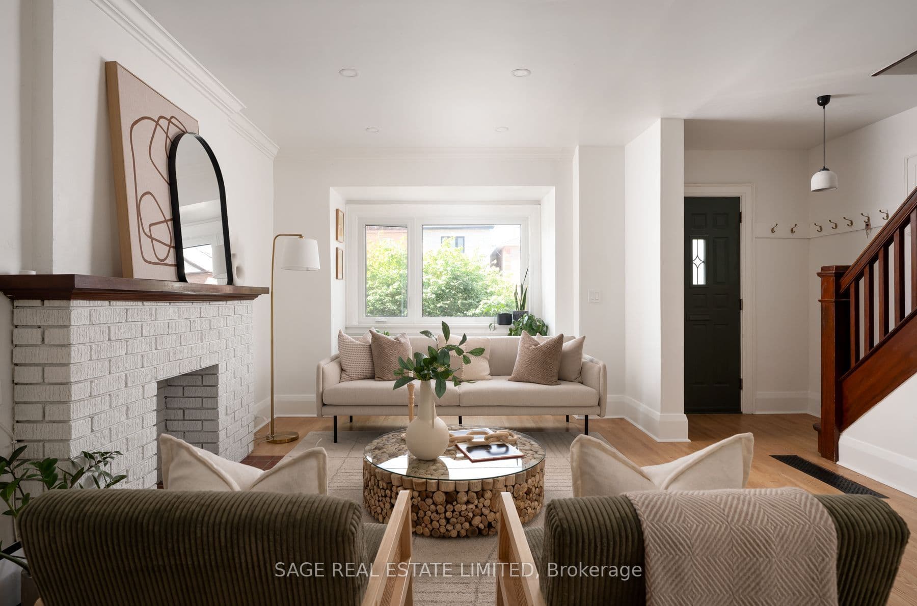 31 Russett Avenue photo 1