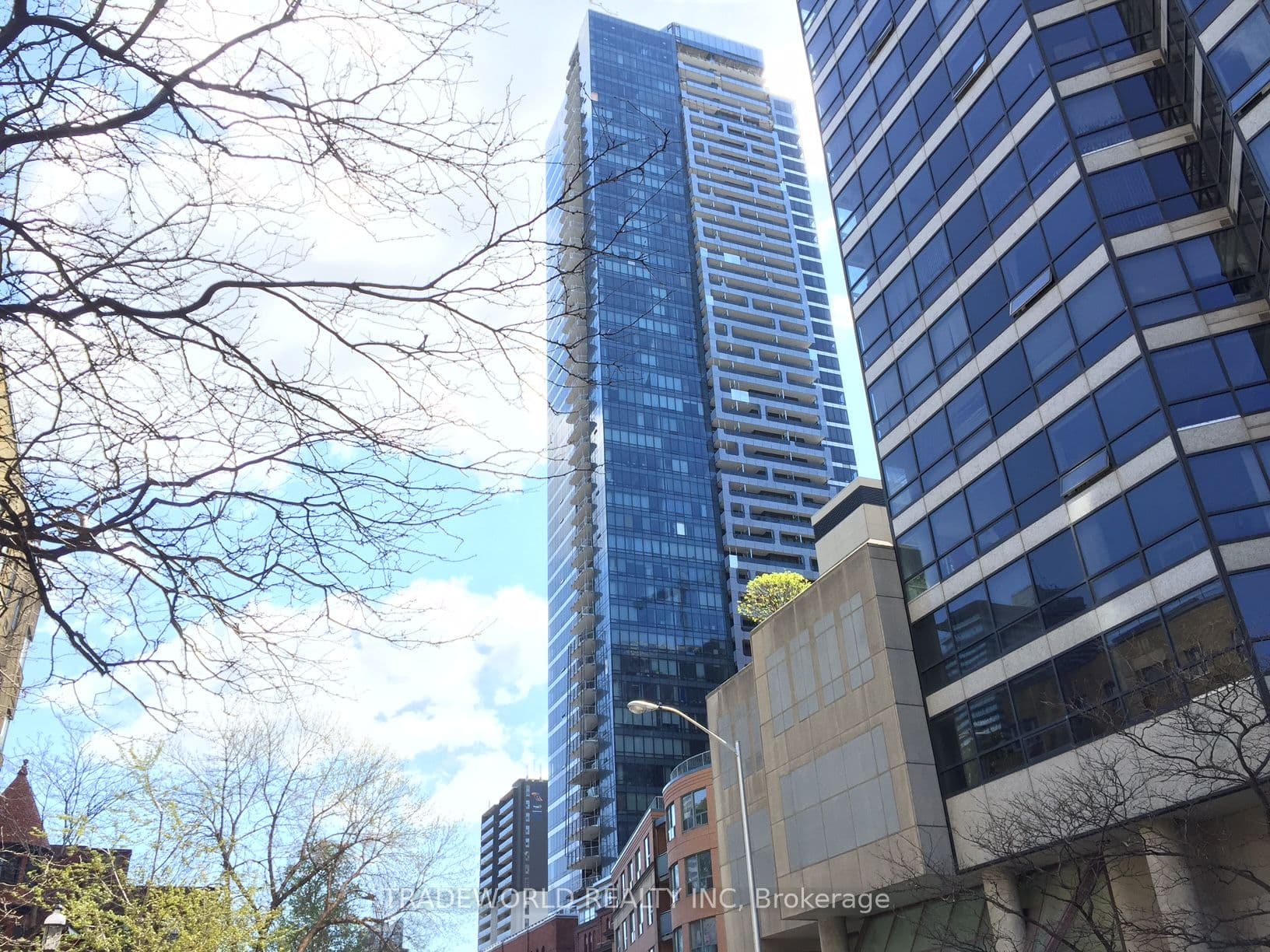 Unit 1505 5 St Joseph Street photo 1