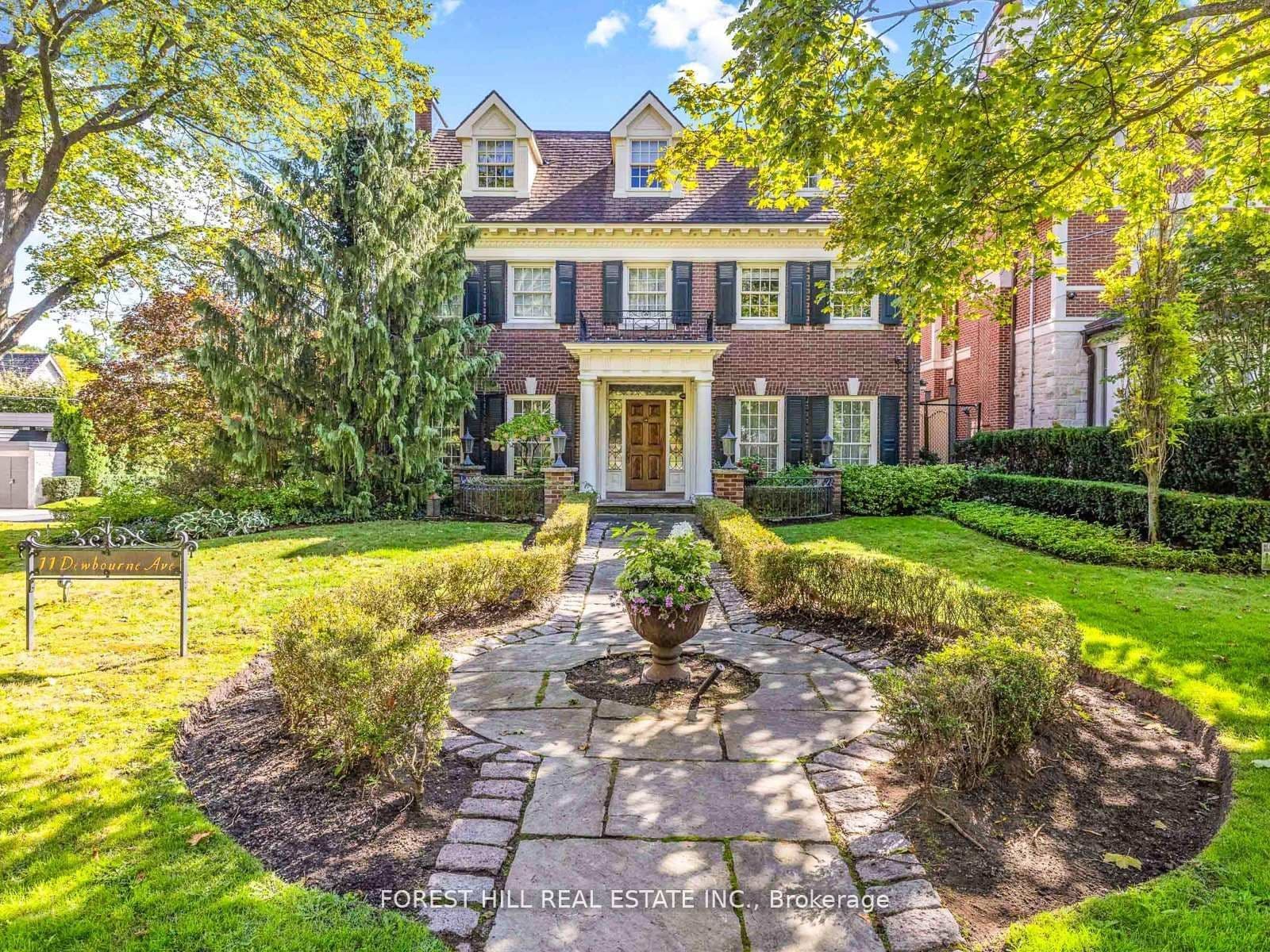 11 Dewbourne Avenue photo 1