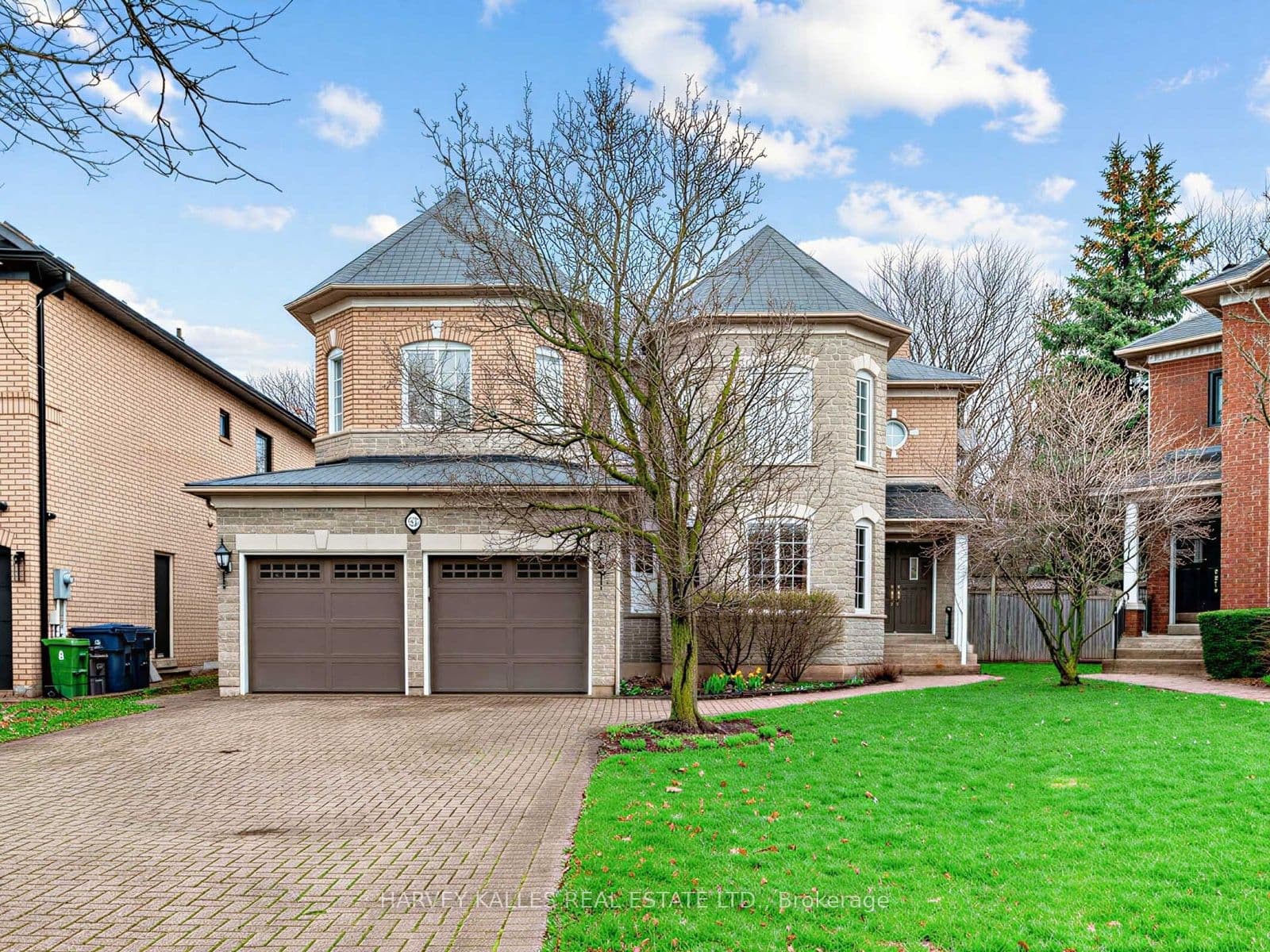 82 Bowring Walk photo 1