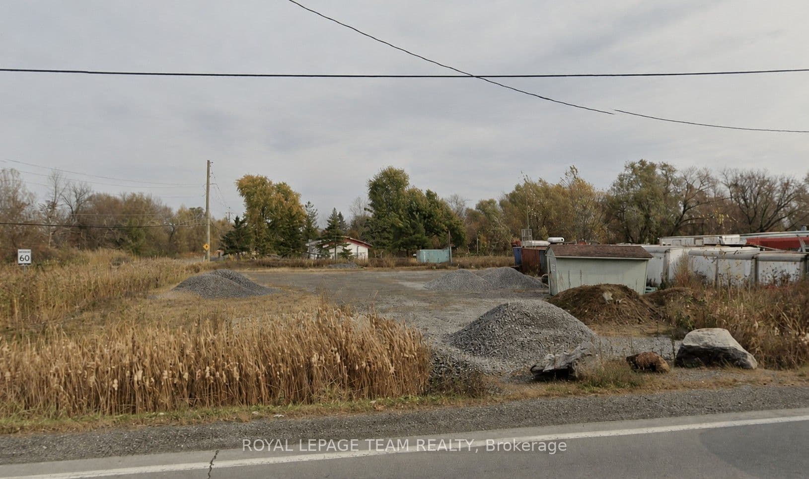 Unit Unit 2 4035 Hawthorne Road photo 1