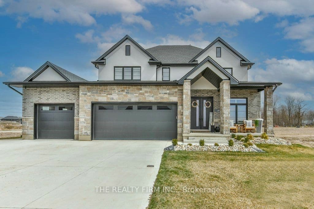 4 SYCAMORE Road photo 1