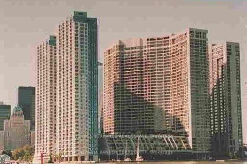 Unit 823 33 Harbour Square photo 1
