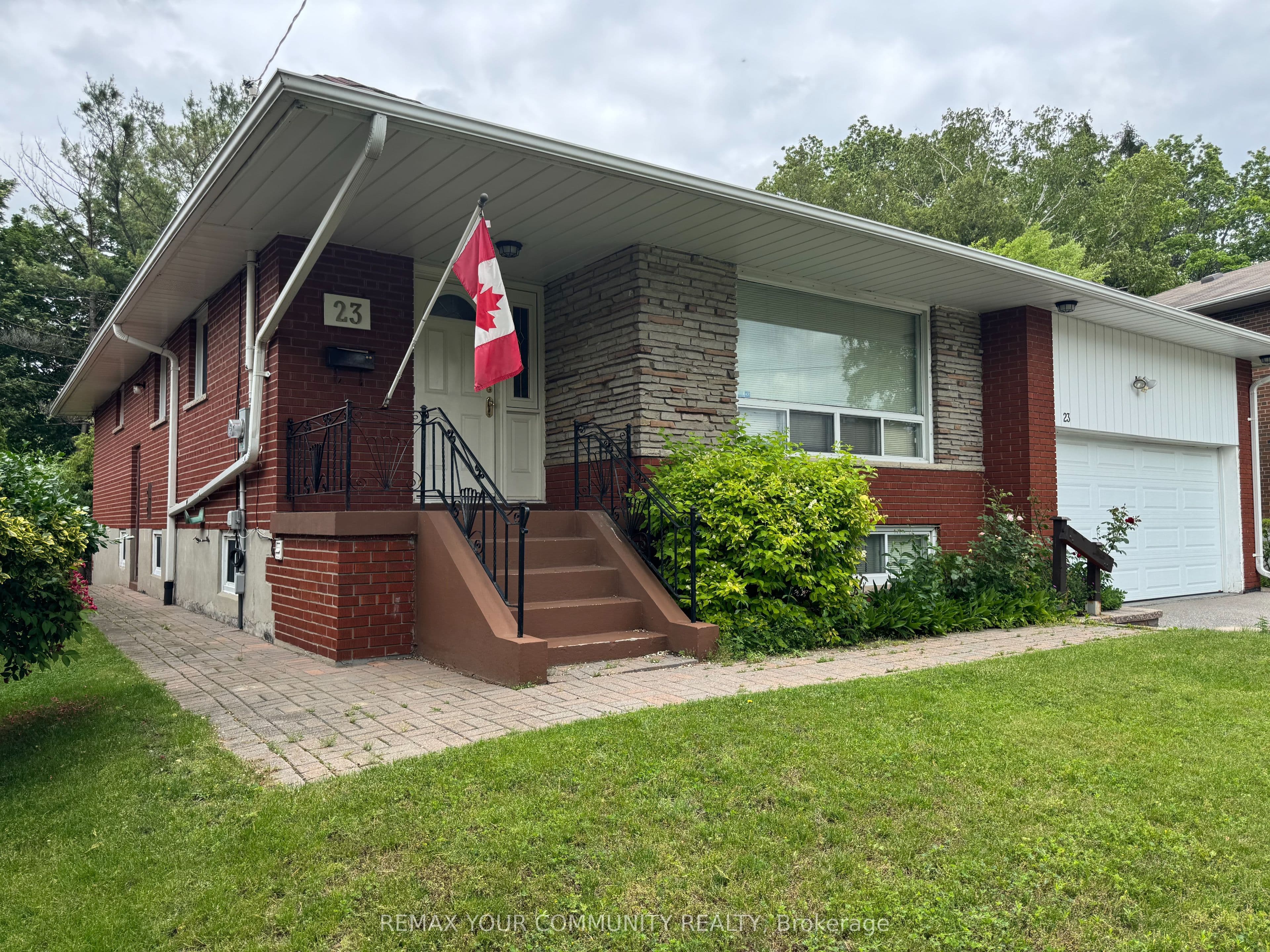 23 Cheyenne Drive photo 1