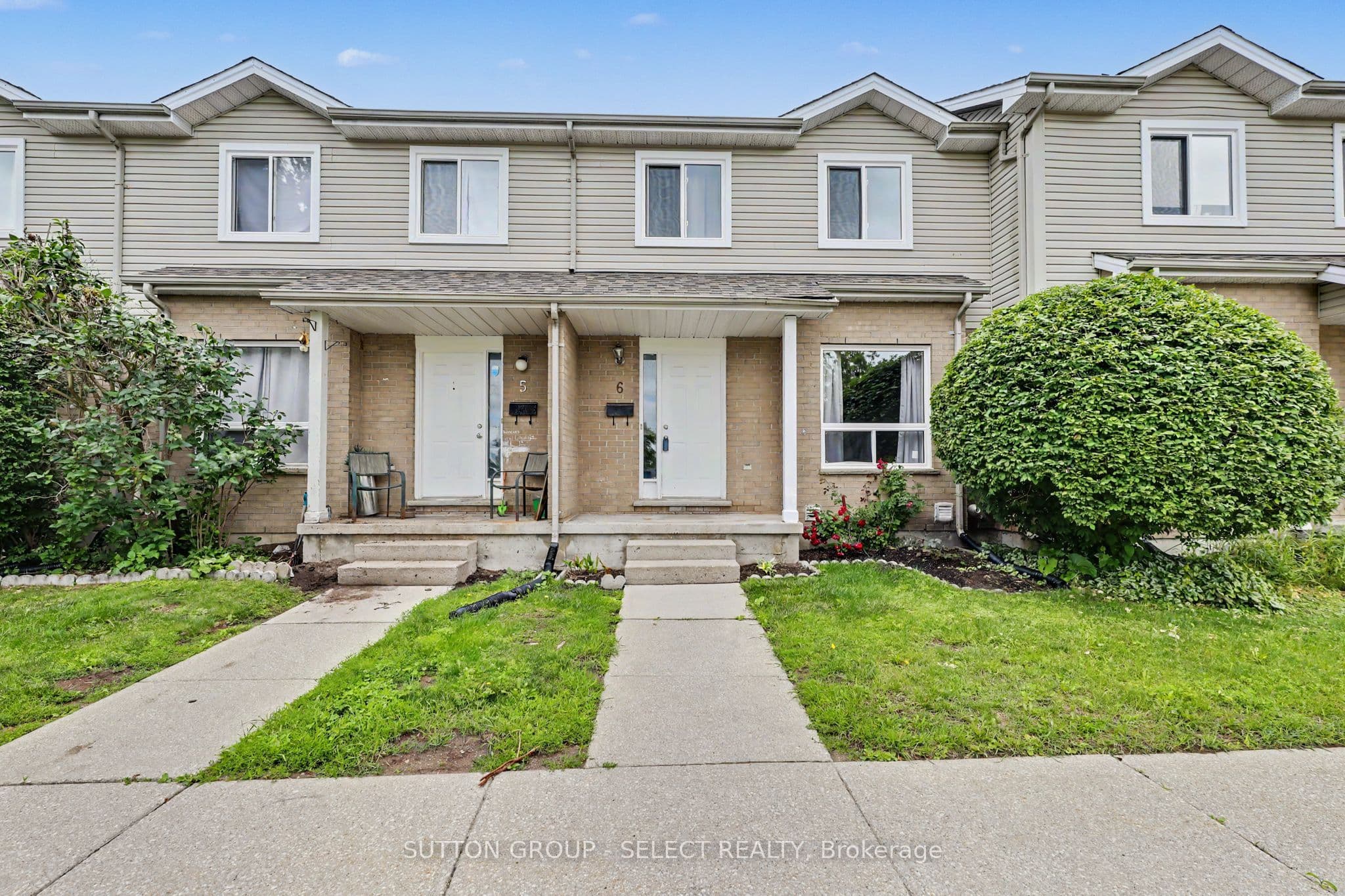 17 Arrowwood Path photo 1