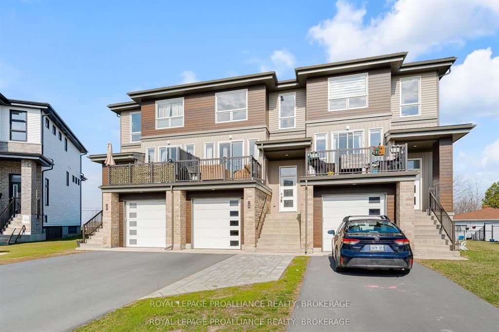 139 Superior Drive photo 1