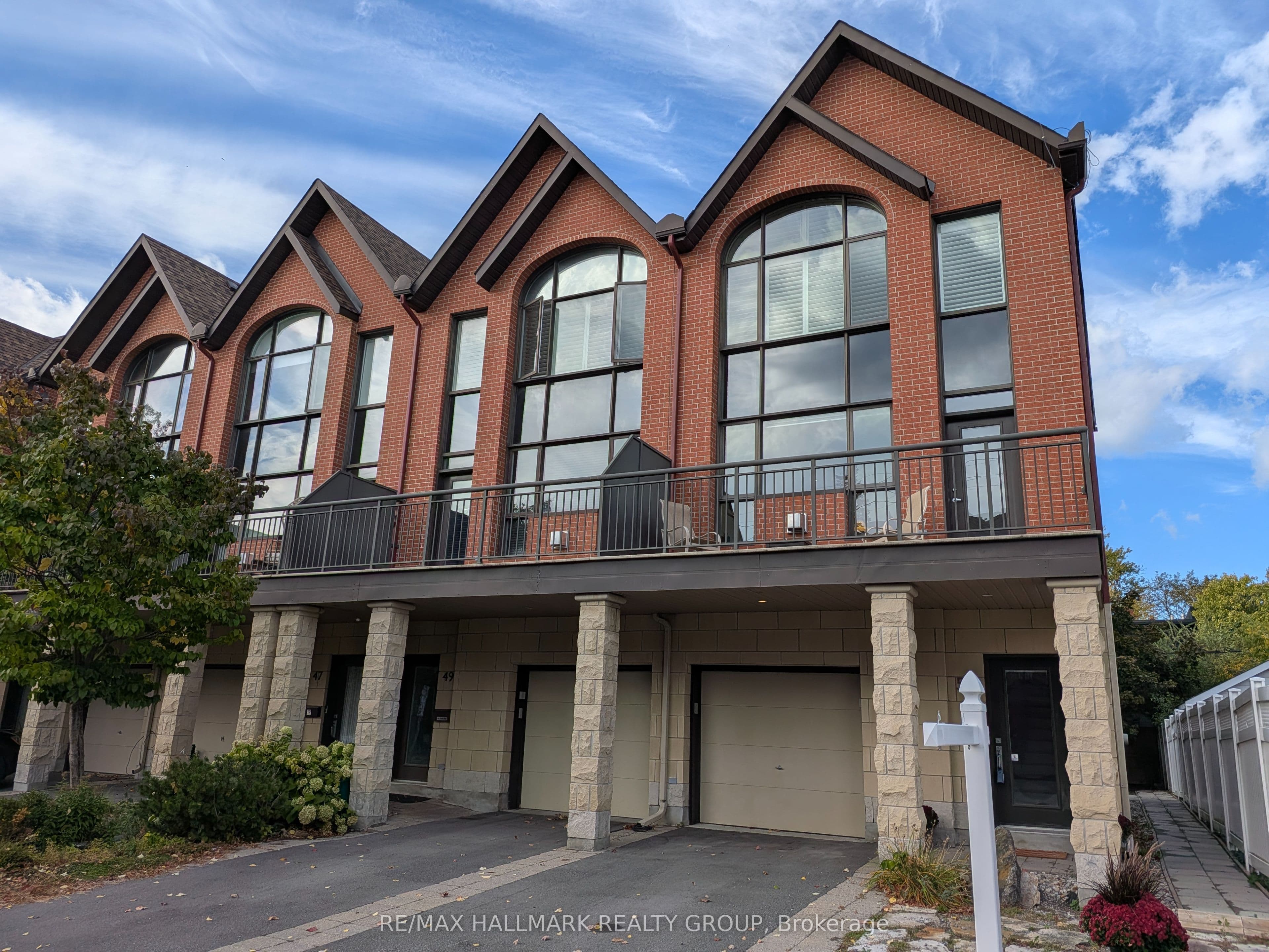51 Drouin Avenue photo 1