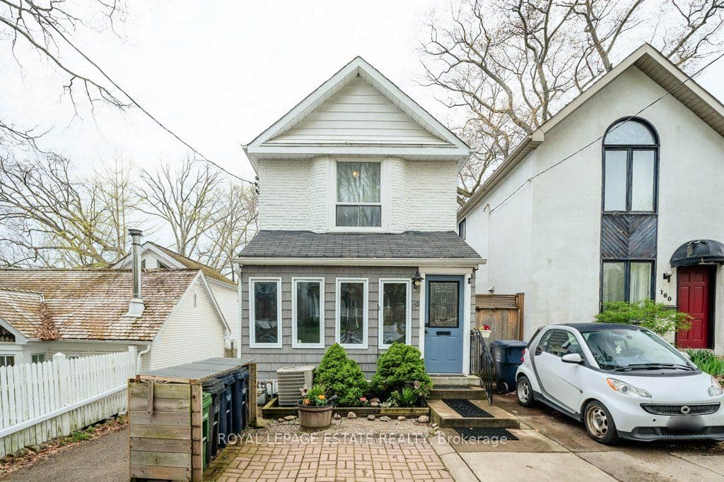 158 Waverley Road photo 1