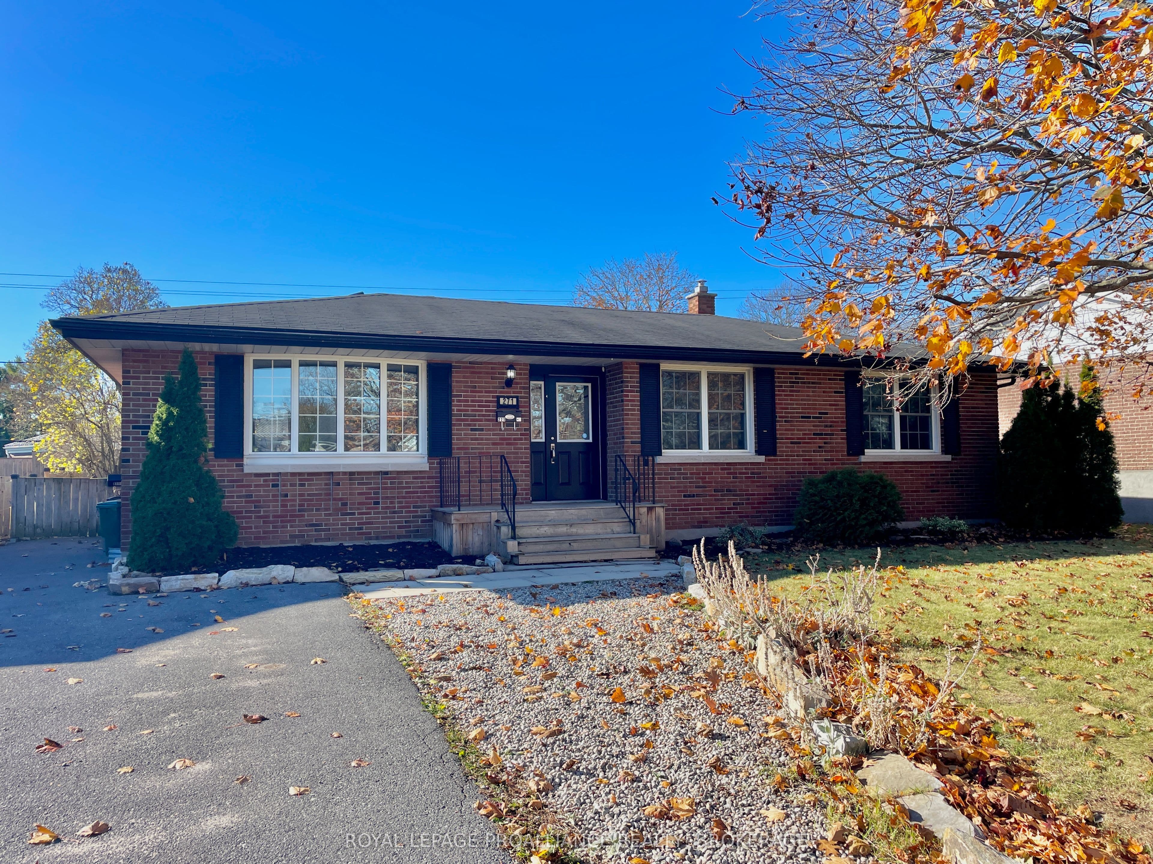 271 Chelsea Road photo 1