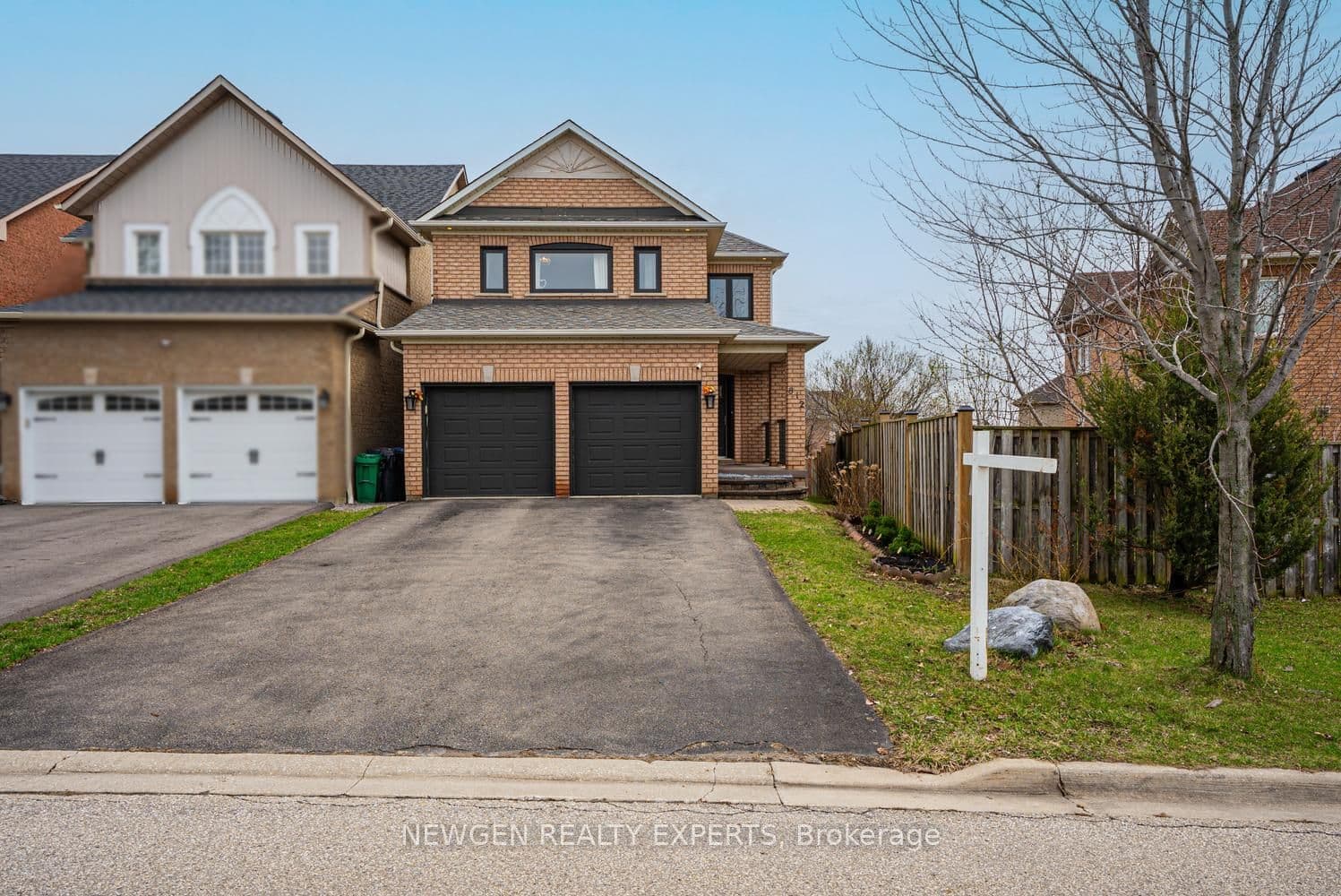 812 Knotty Pine Grove photo 1