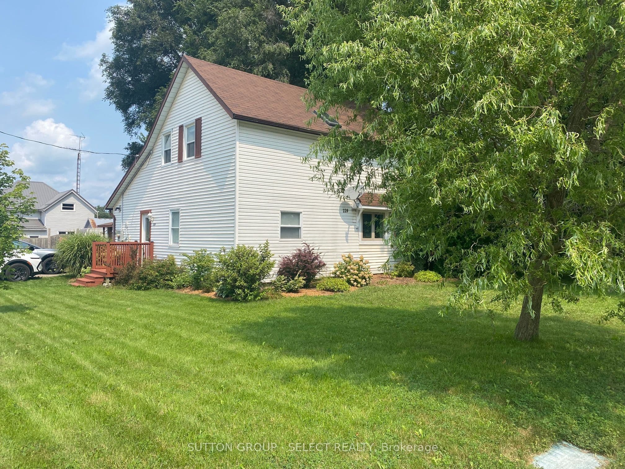 229 Miller Road photo 1