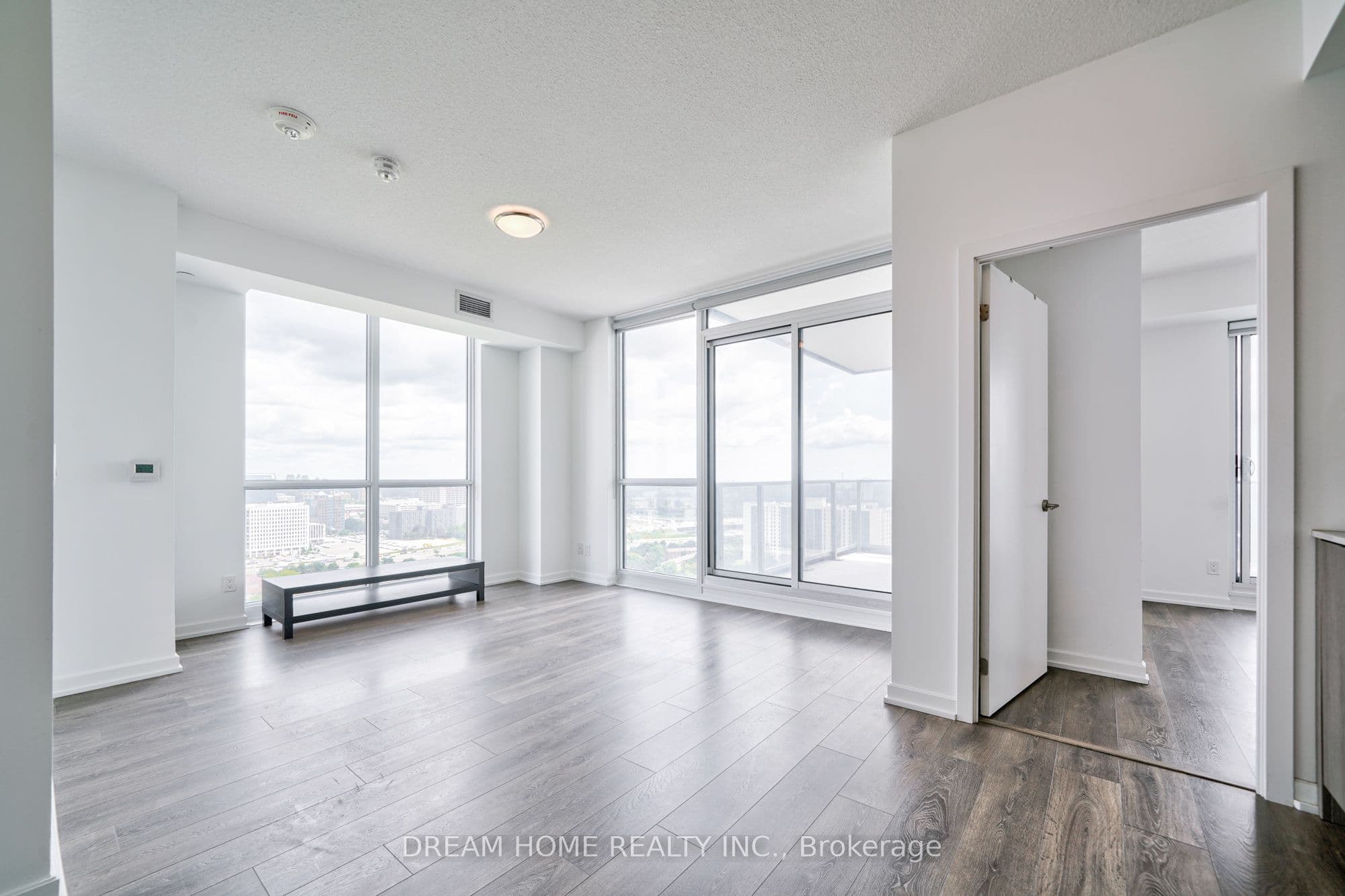 Unit 2208 32 Forest Manor Road photo 1