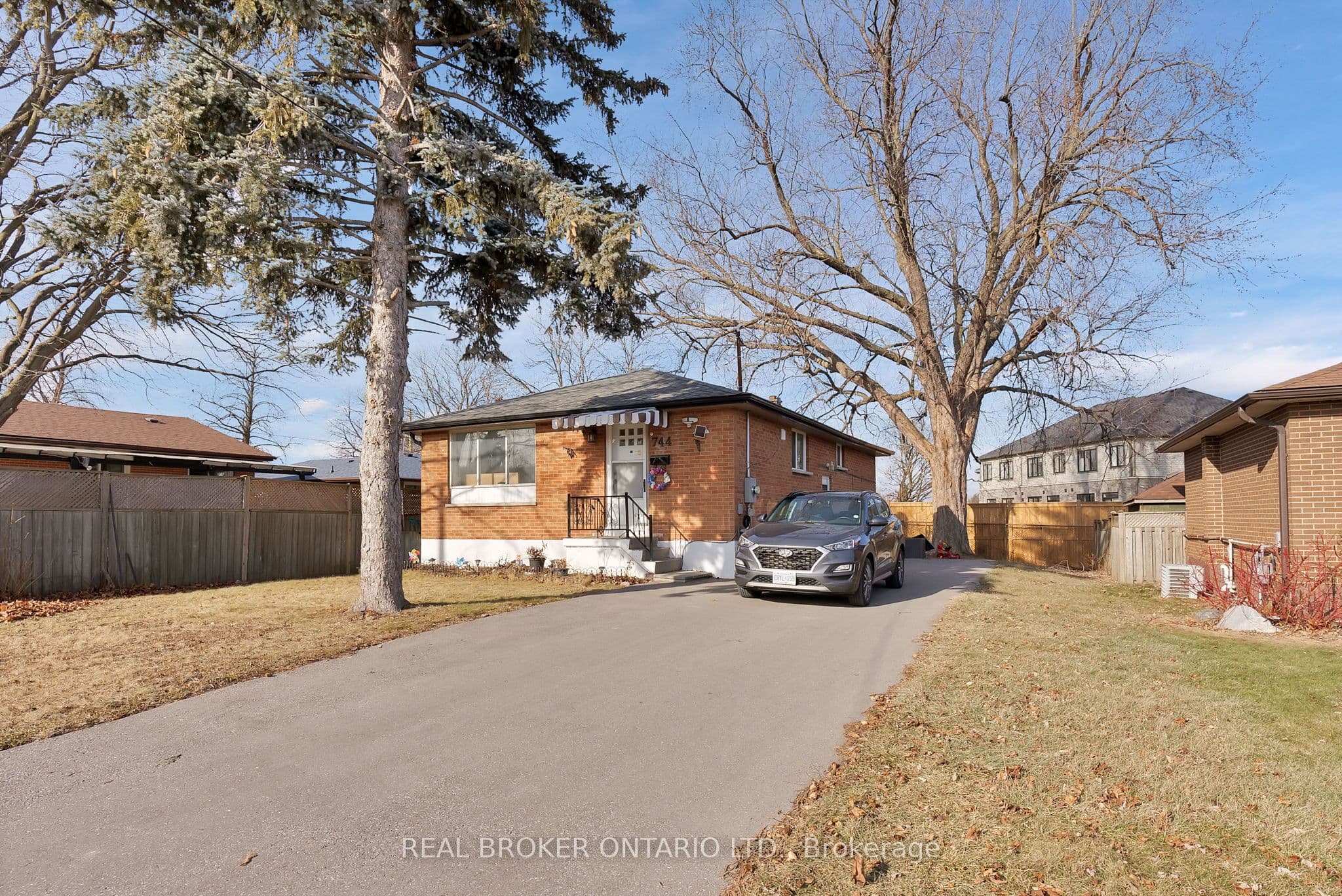 Unit BSMT 744 Olive Avenue photo 1