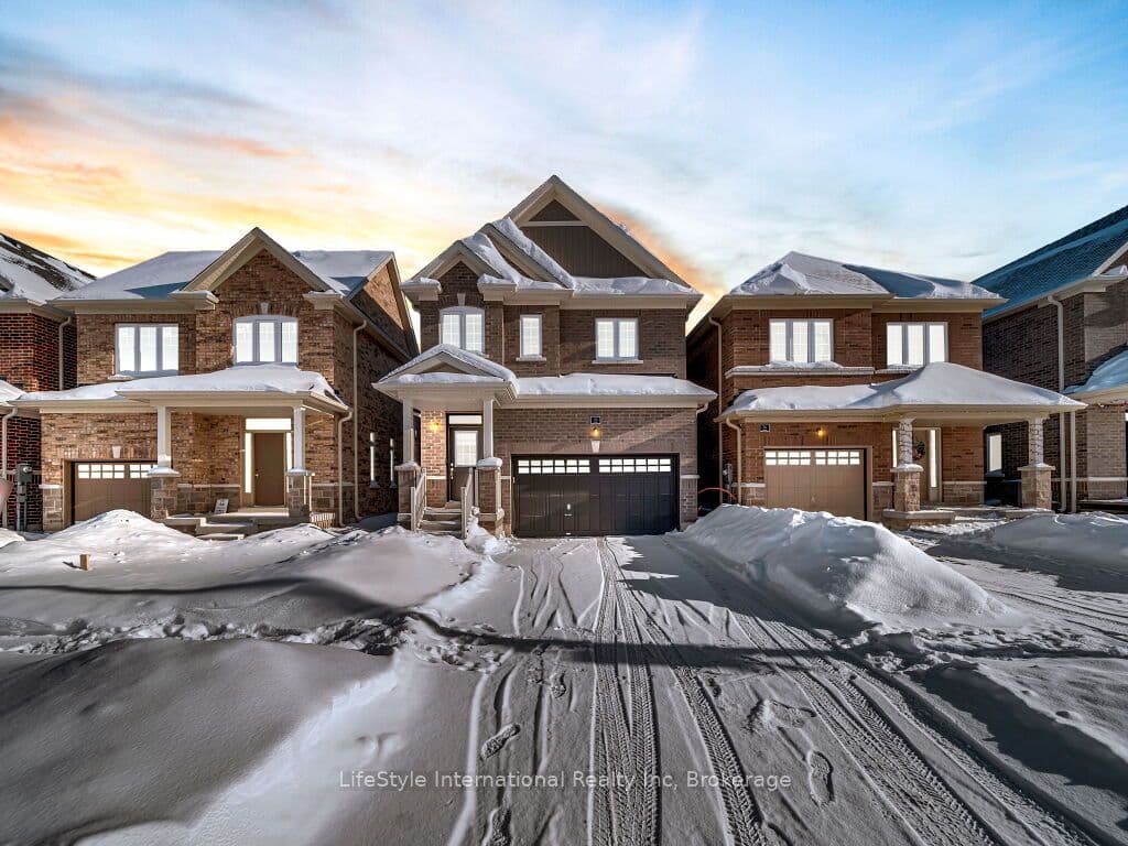 24 Hutchison Road photo 1