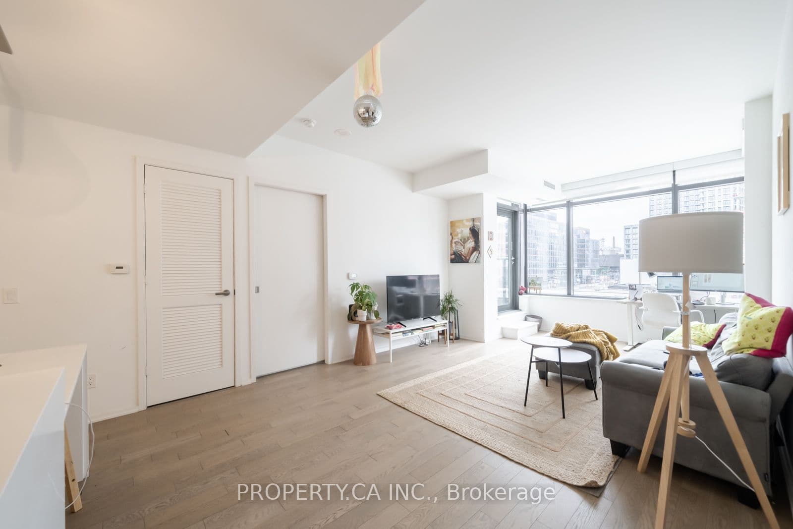 Unit 422 12 Bonnycastle Street photo 1