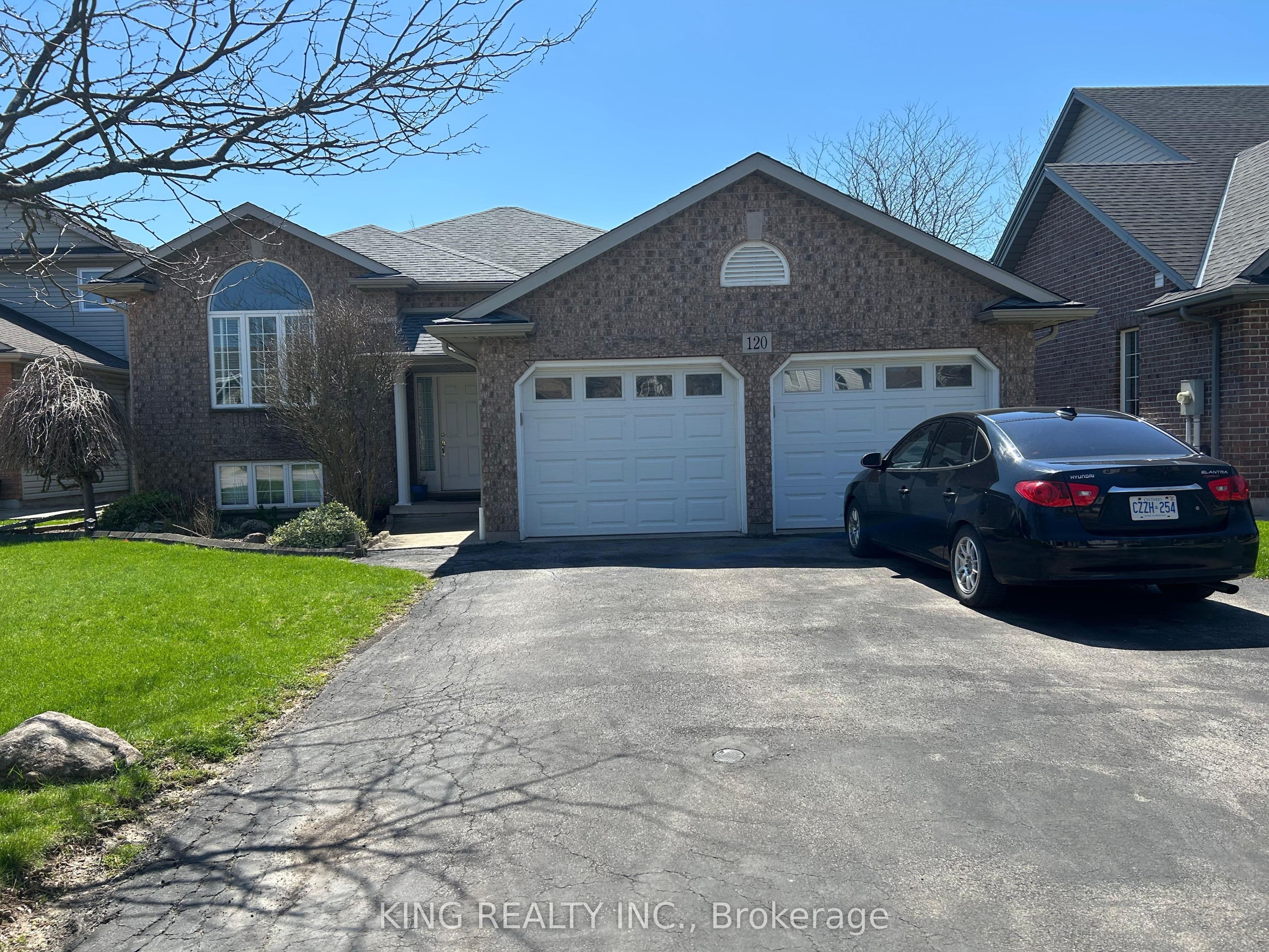 120 REDWOOD Court photo 1