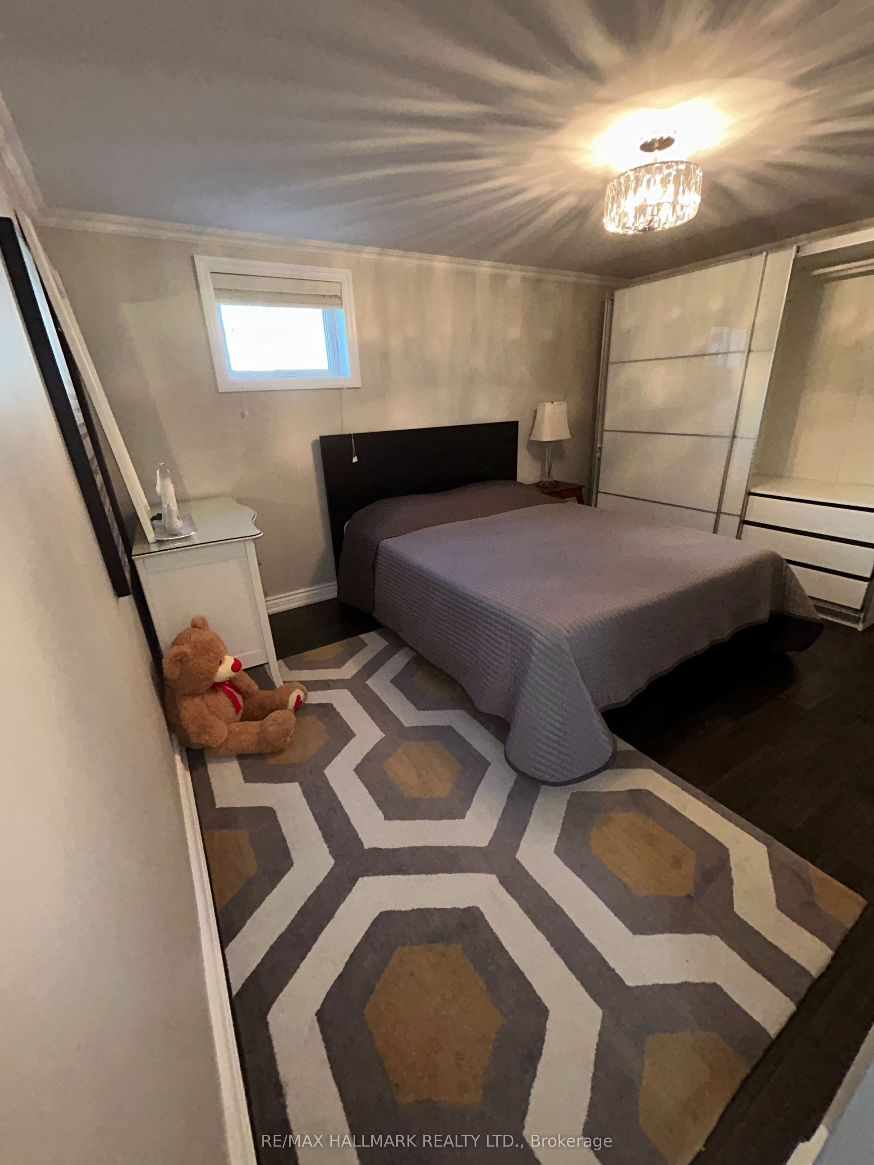 110 Trinnell Boulevard photo 1